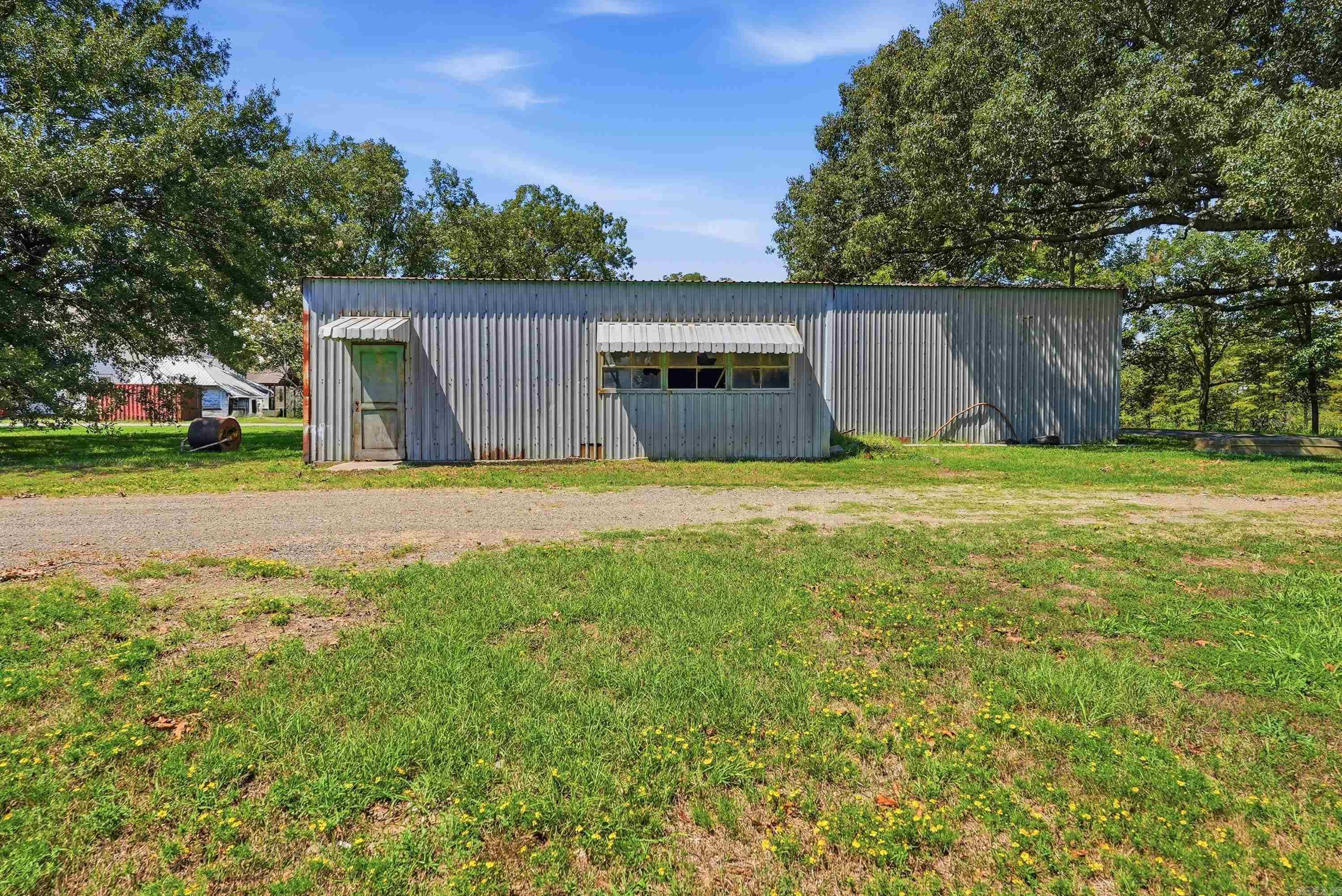 409 E Main Sherrill, AR 72152