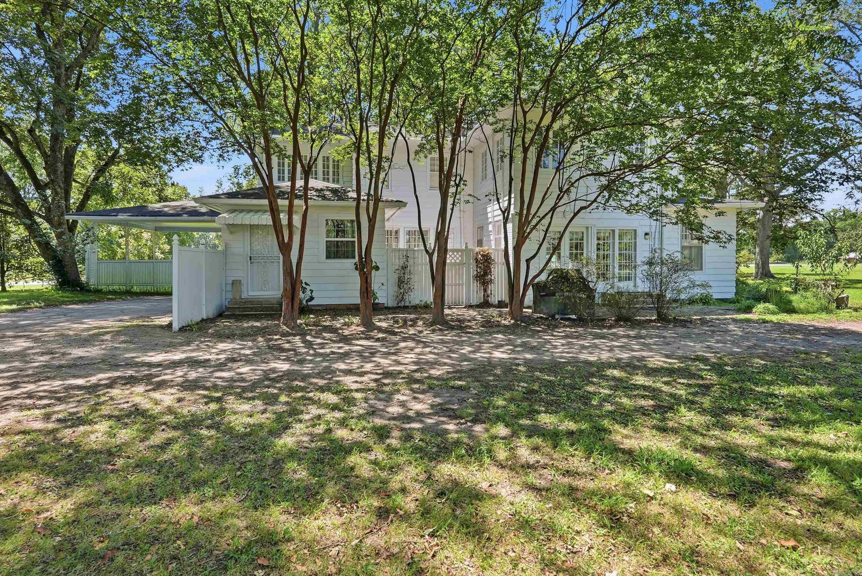 409 E Main Sherrill, AR 72152