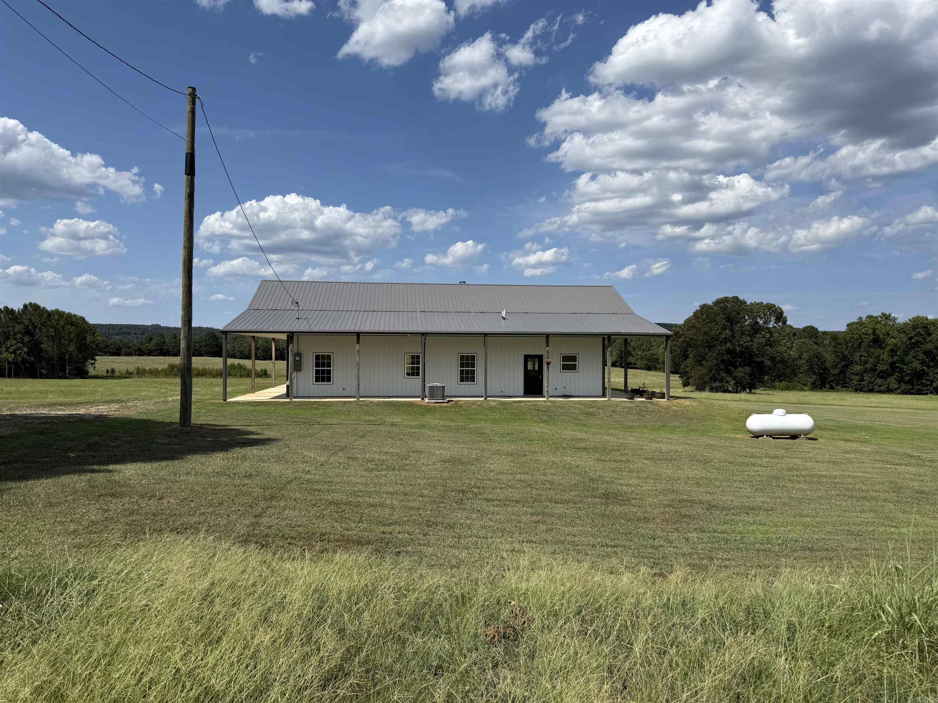 2494 Ember Road Lamar, AR 72846