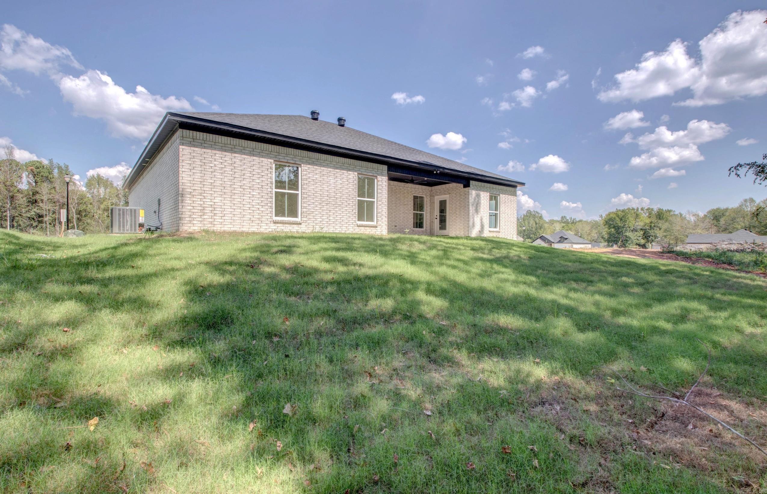 215 Apollo  Benton, AR