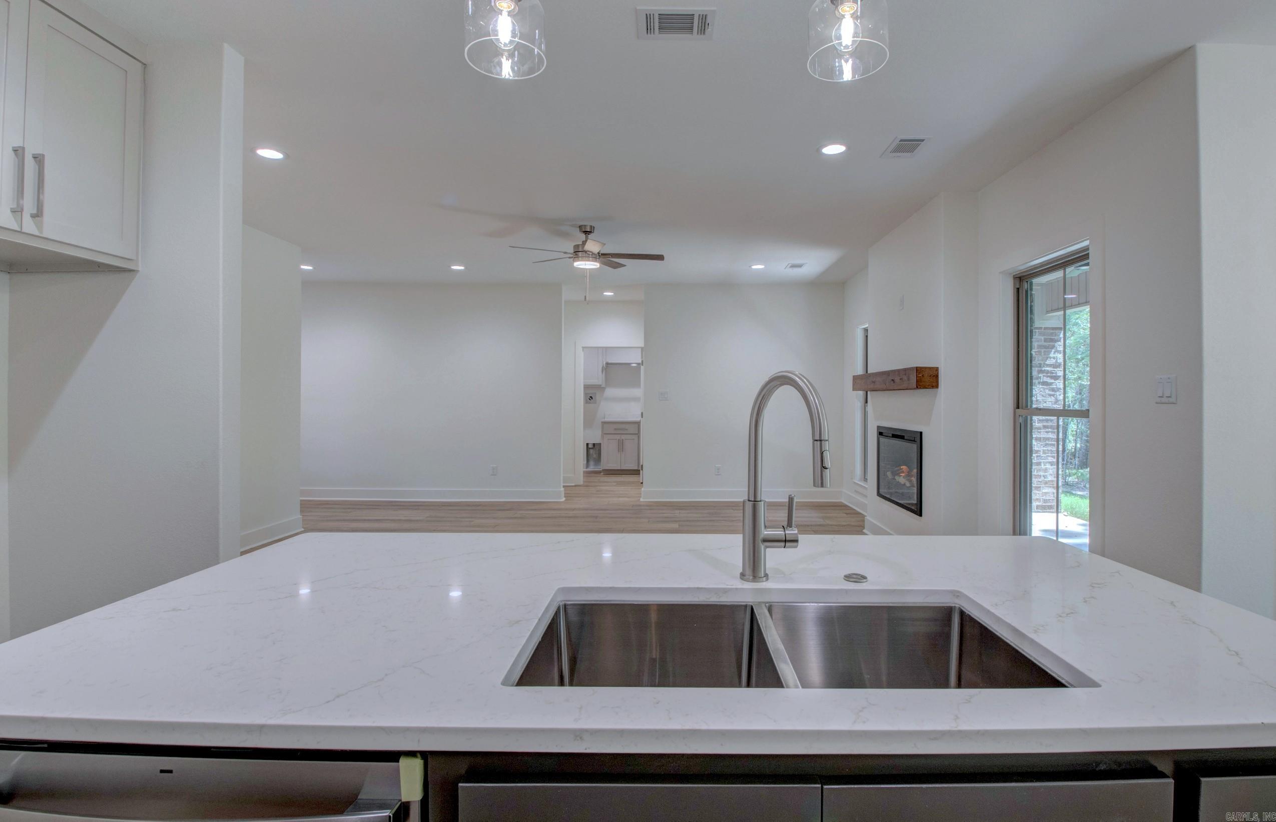 217 Apollo  Benton, AR