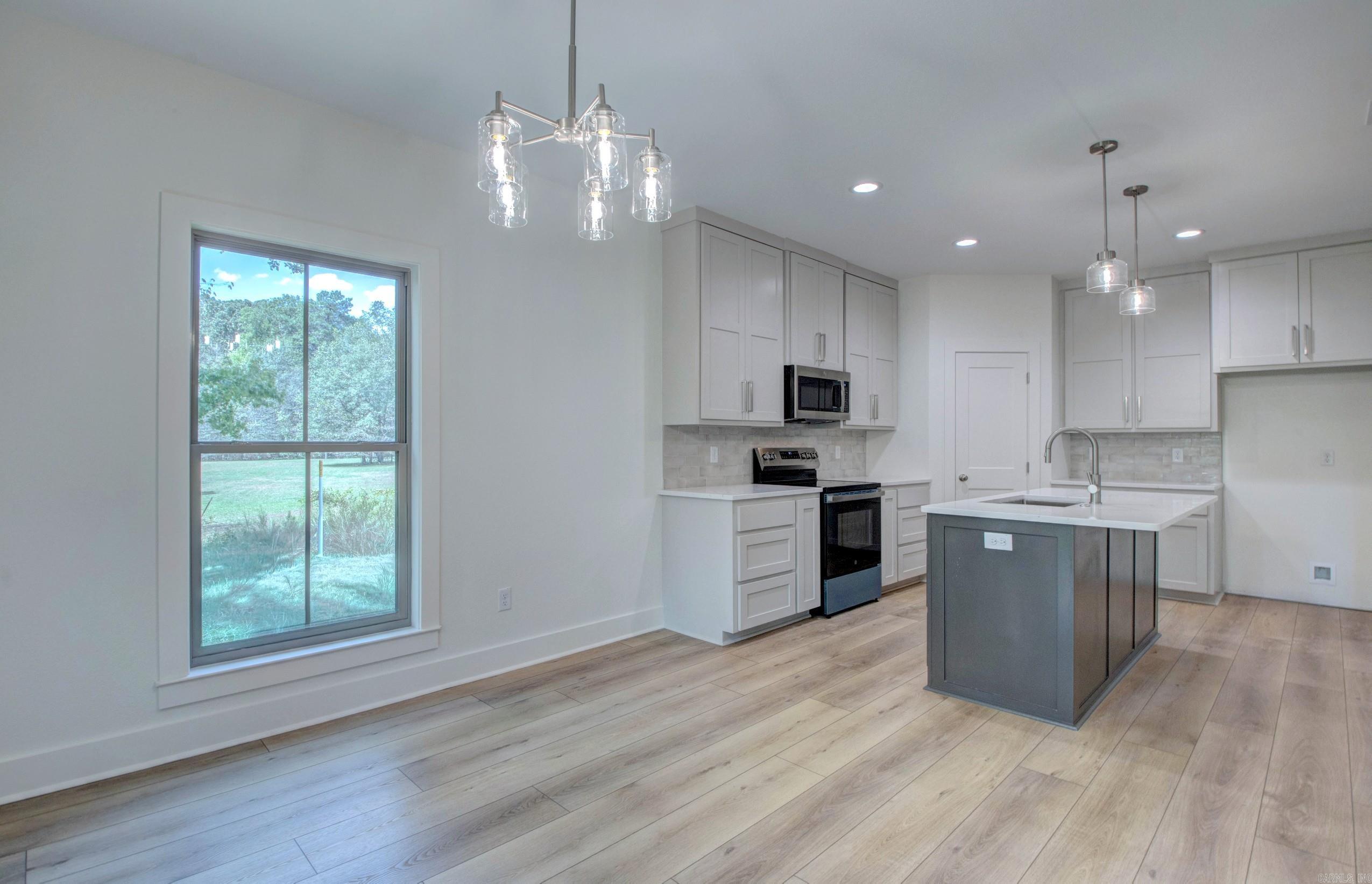 217 Apollo  Benton, AR