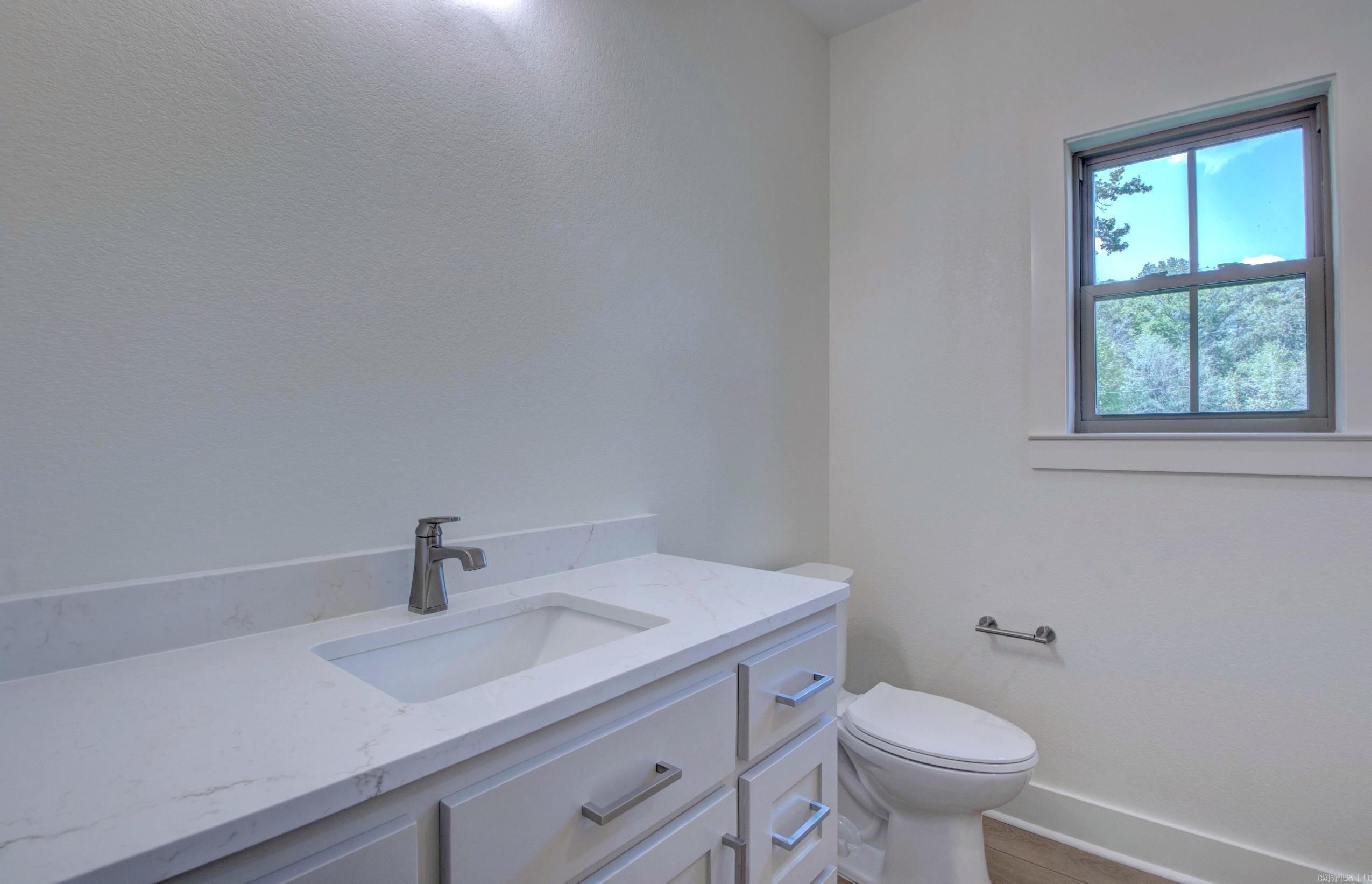 217 Apollo  Benton, AR