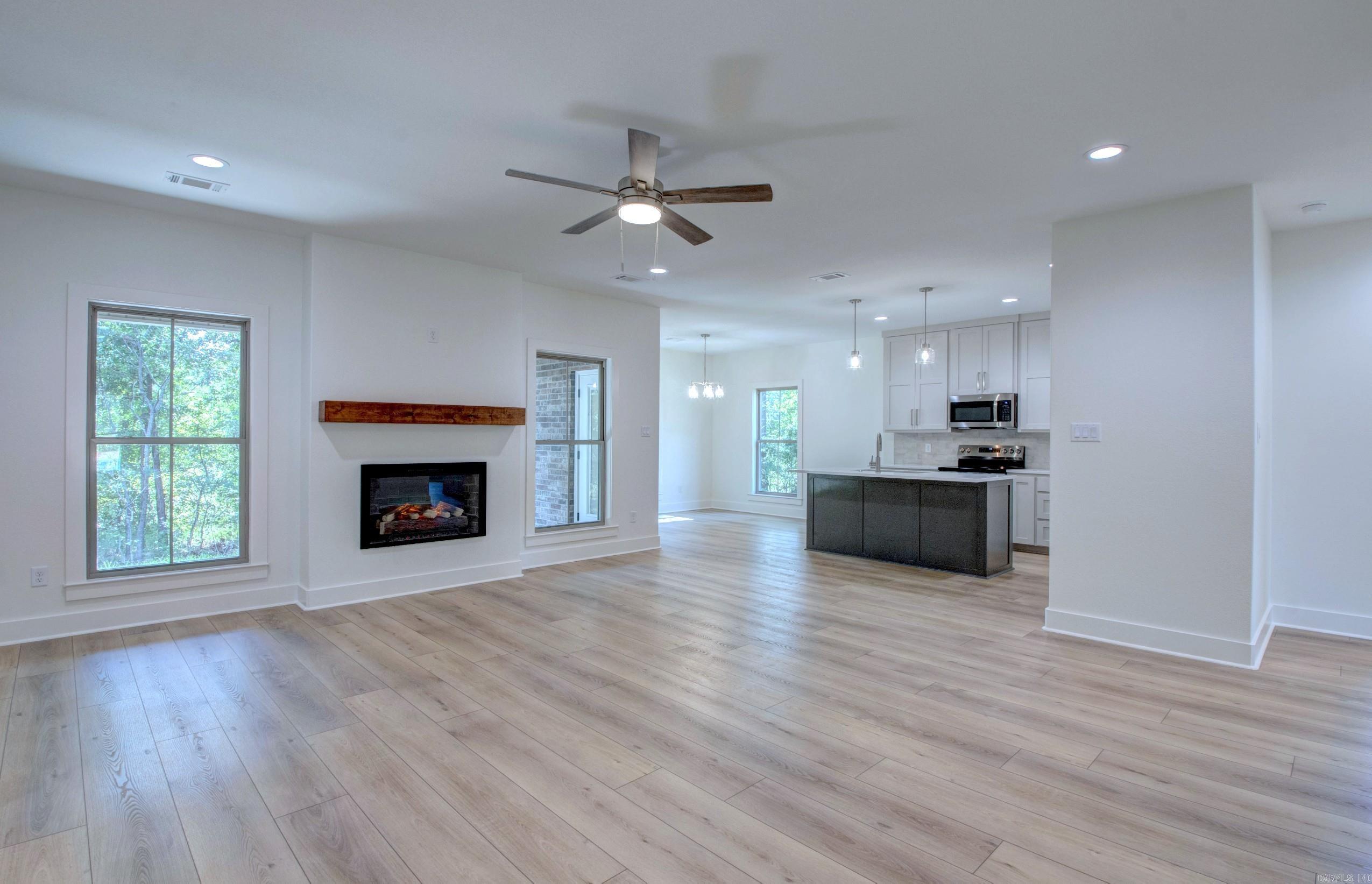 217 Apollo  Benton, AR