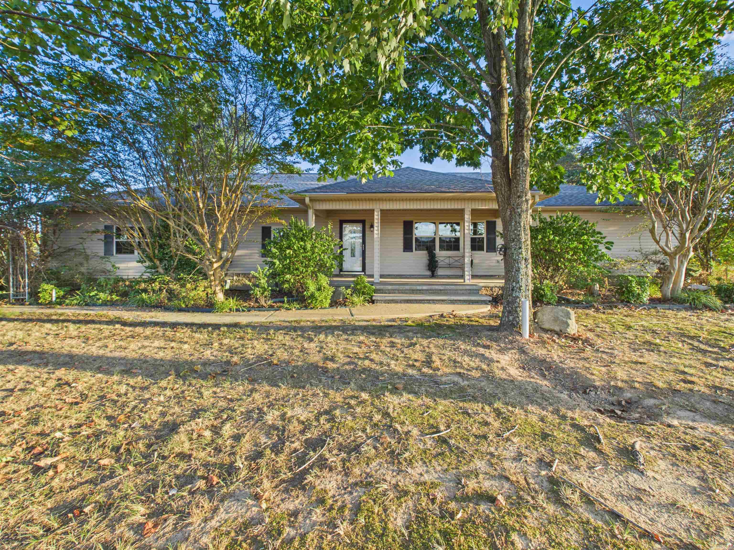 177  AR HWY 230  Cave City, AR
