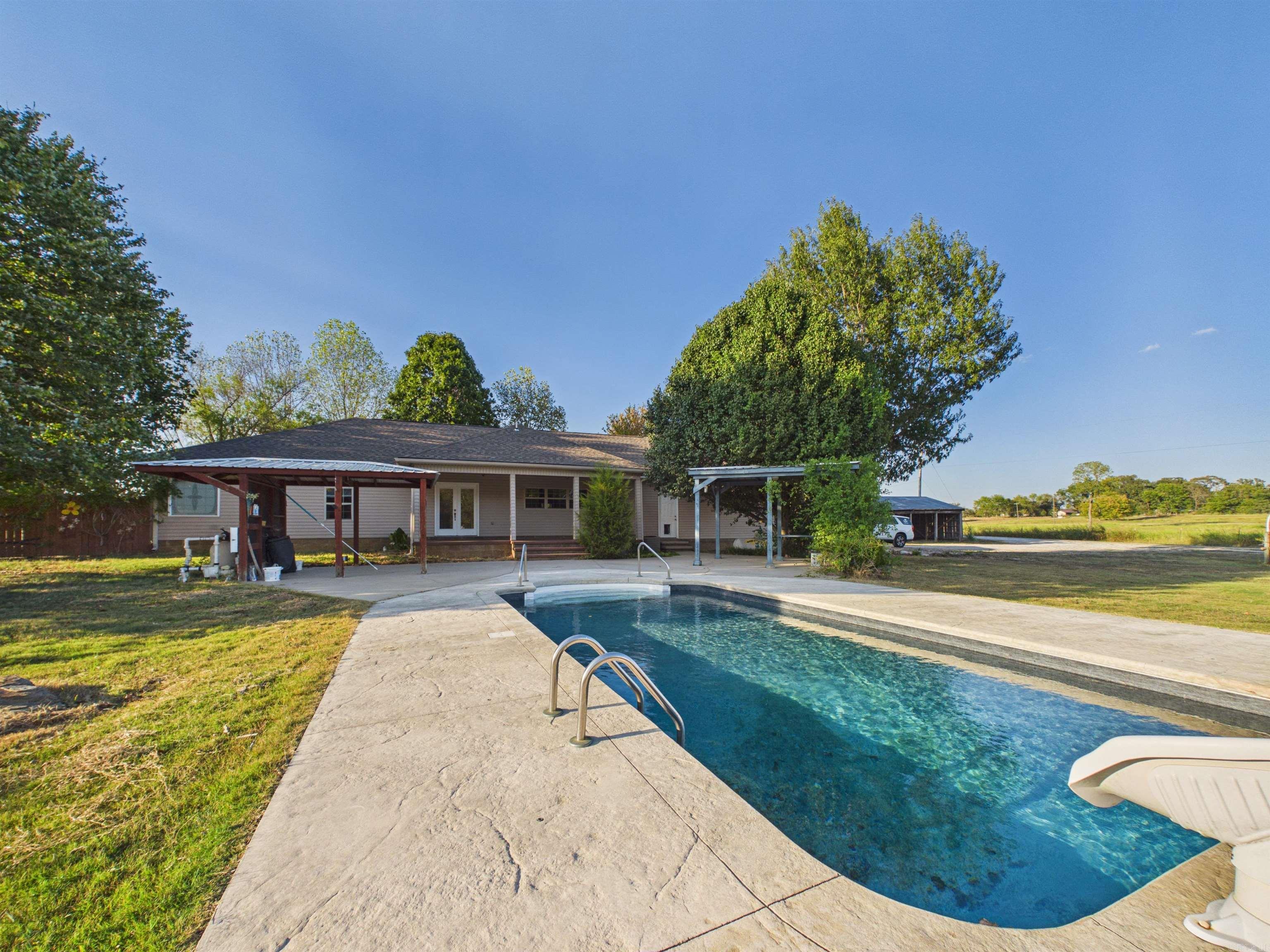 177 AR HWY 230  Cave City, AR