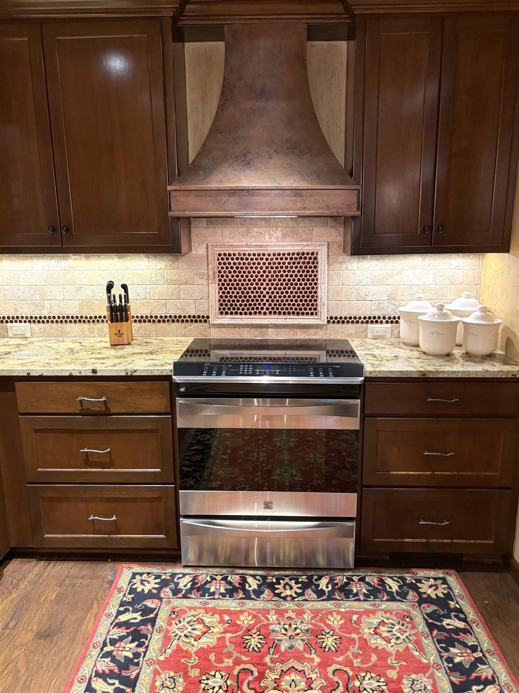 138 Silver Point Drive Mount Ida, AR 71957