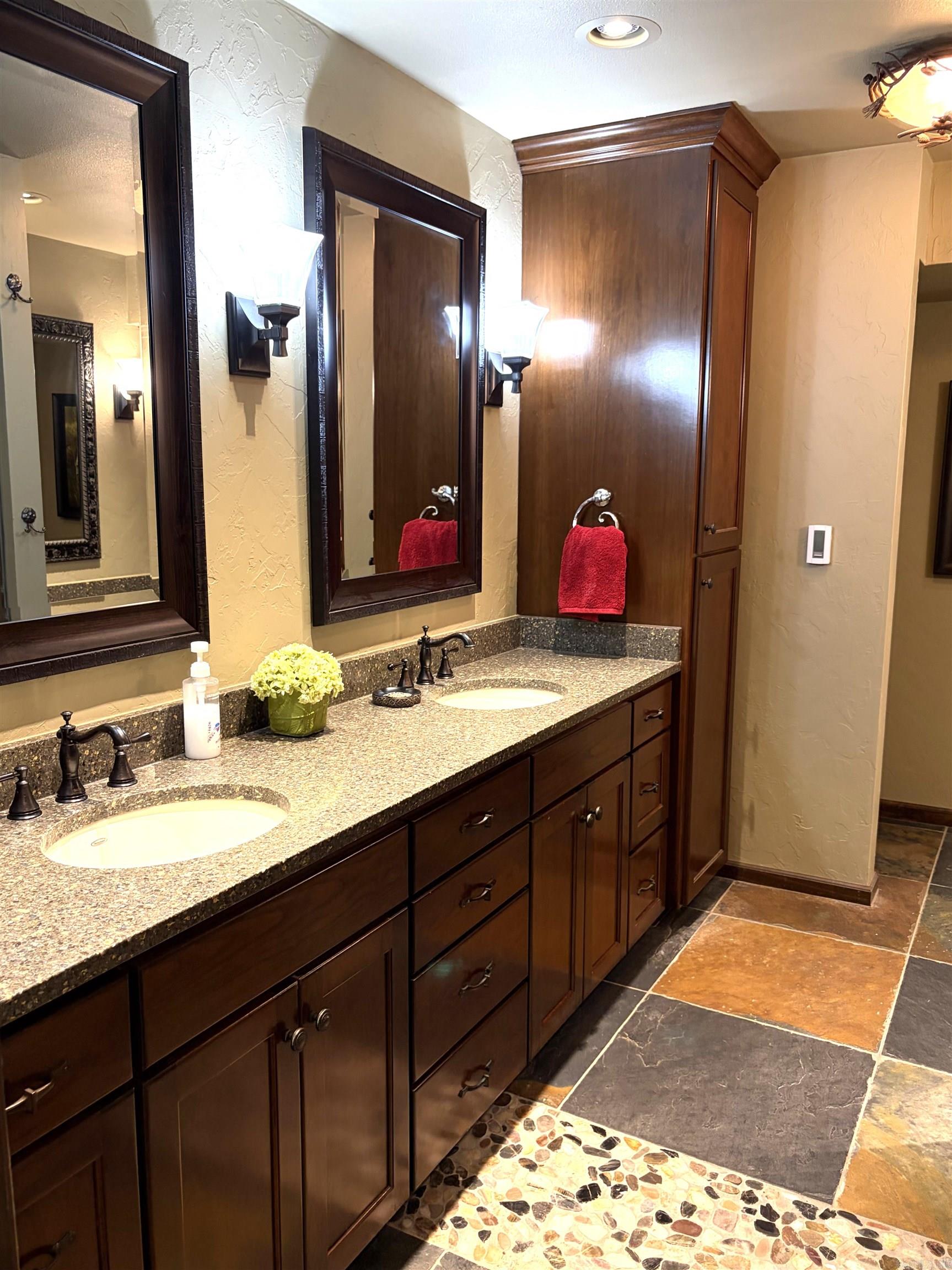 138 Silver Point Drive Mount Ida, AR 71957