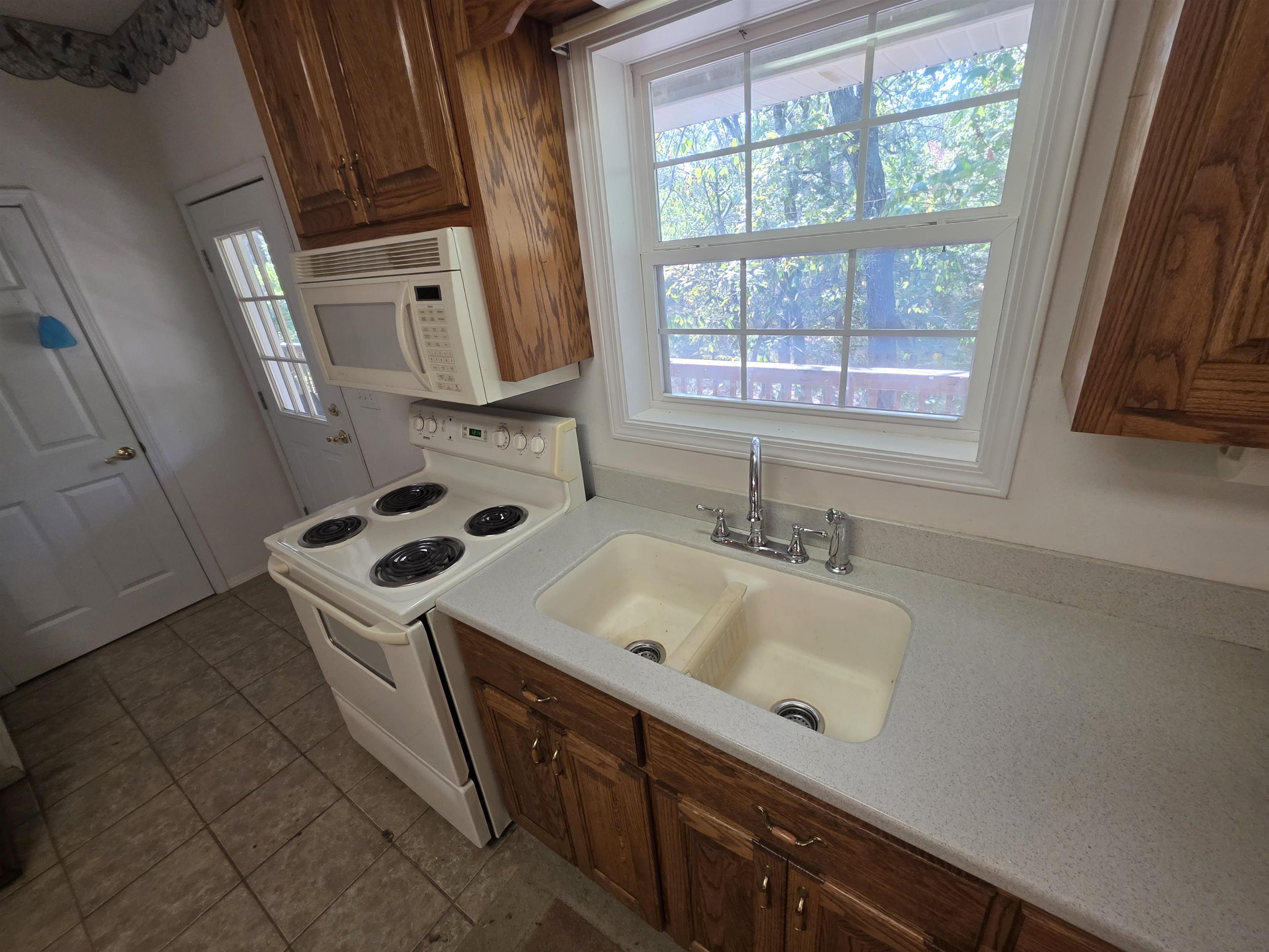 207 Ridge  Highland, AR