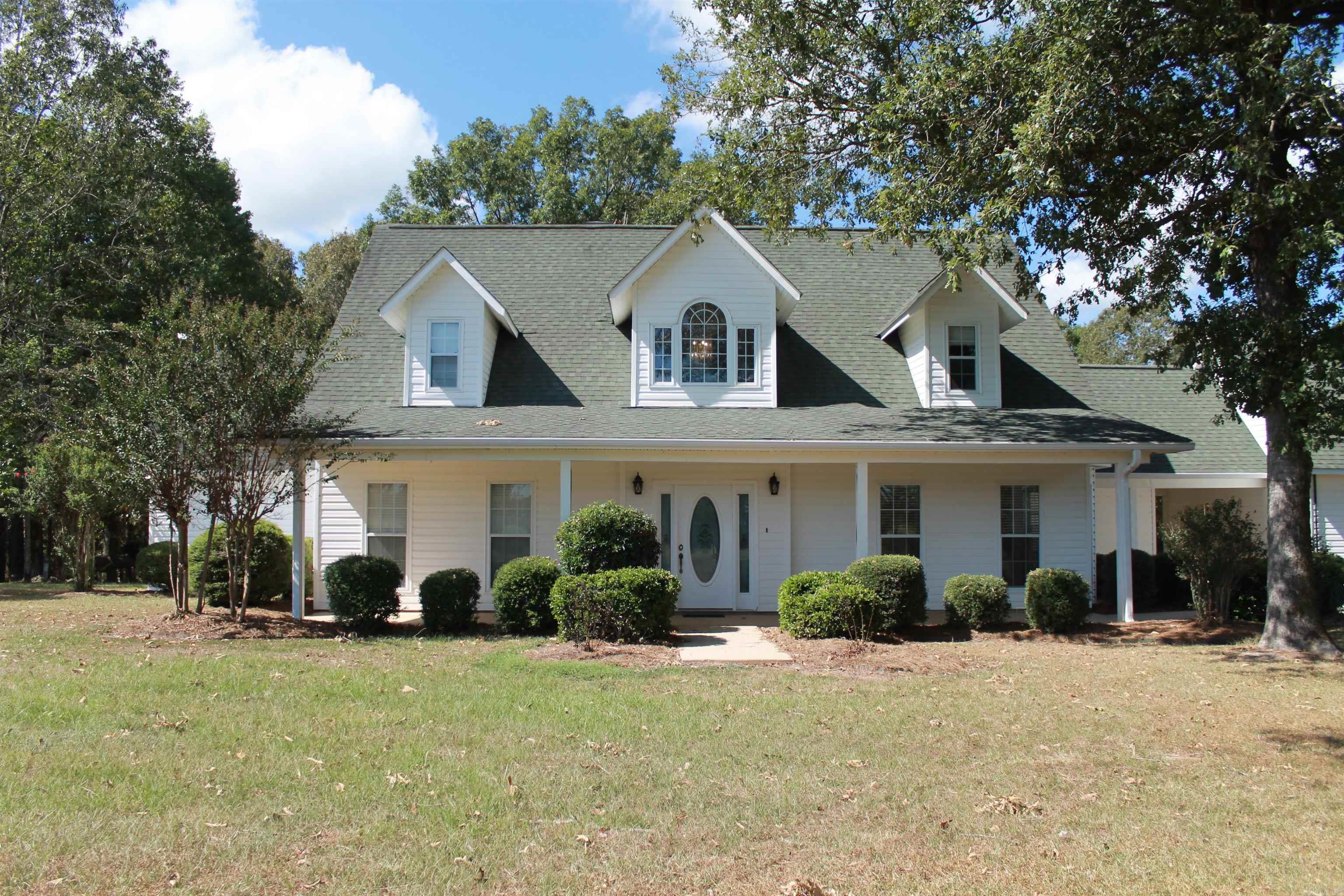 410 McLelland Road Lillie, LA 71256