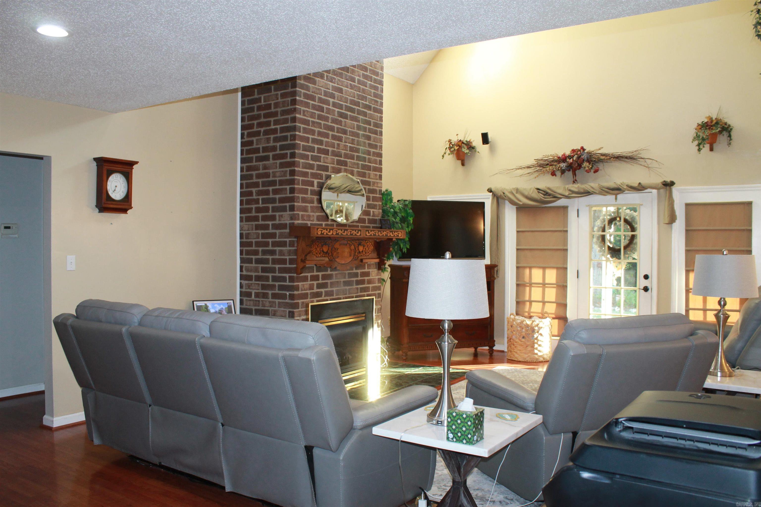410 McLelland Road Lillie, LA 71256