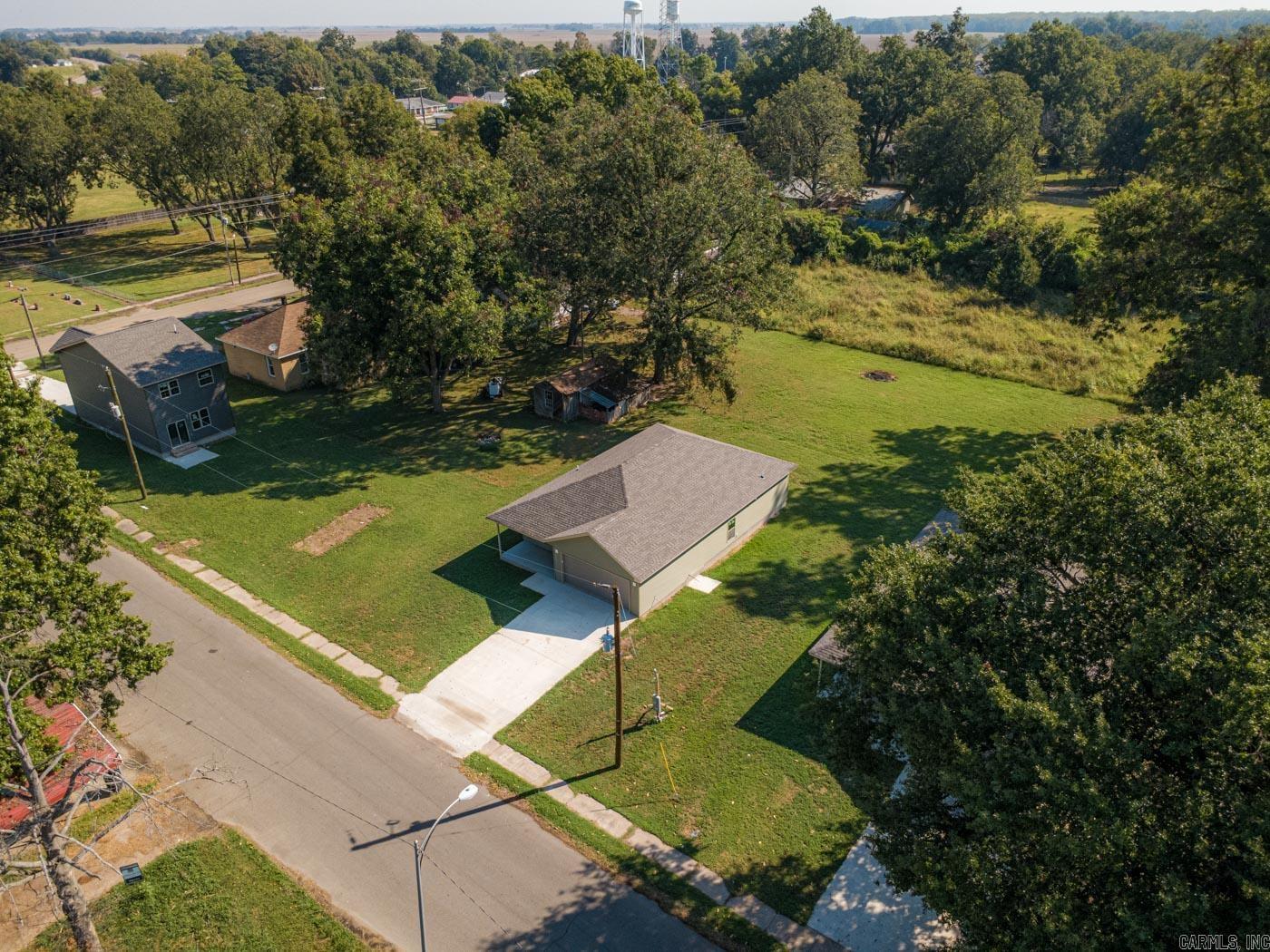 207 Thompson St  Luxora, AR
