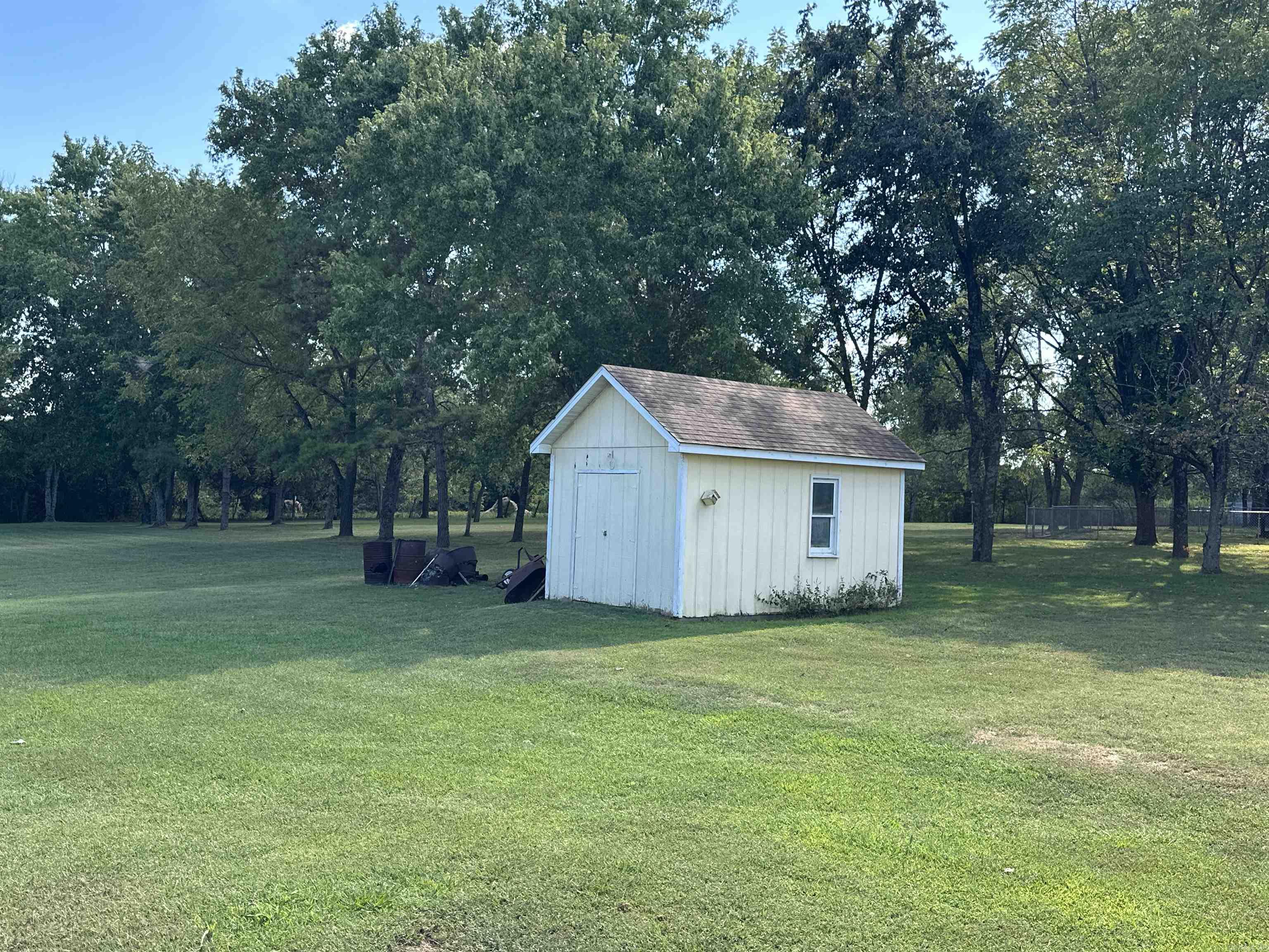 6127 HWY 202  Flippin, AR