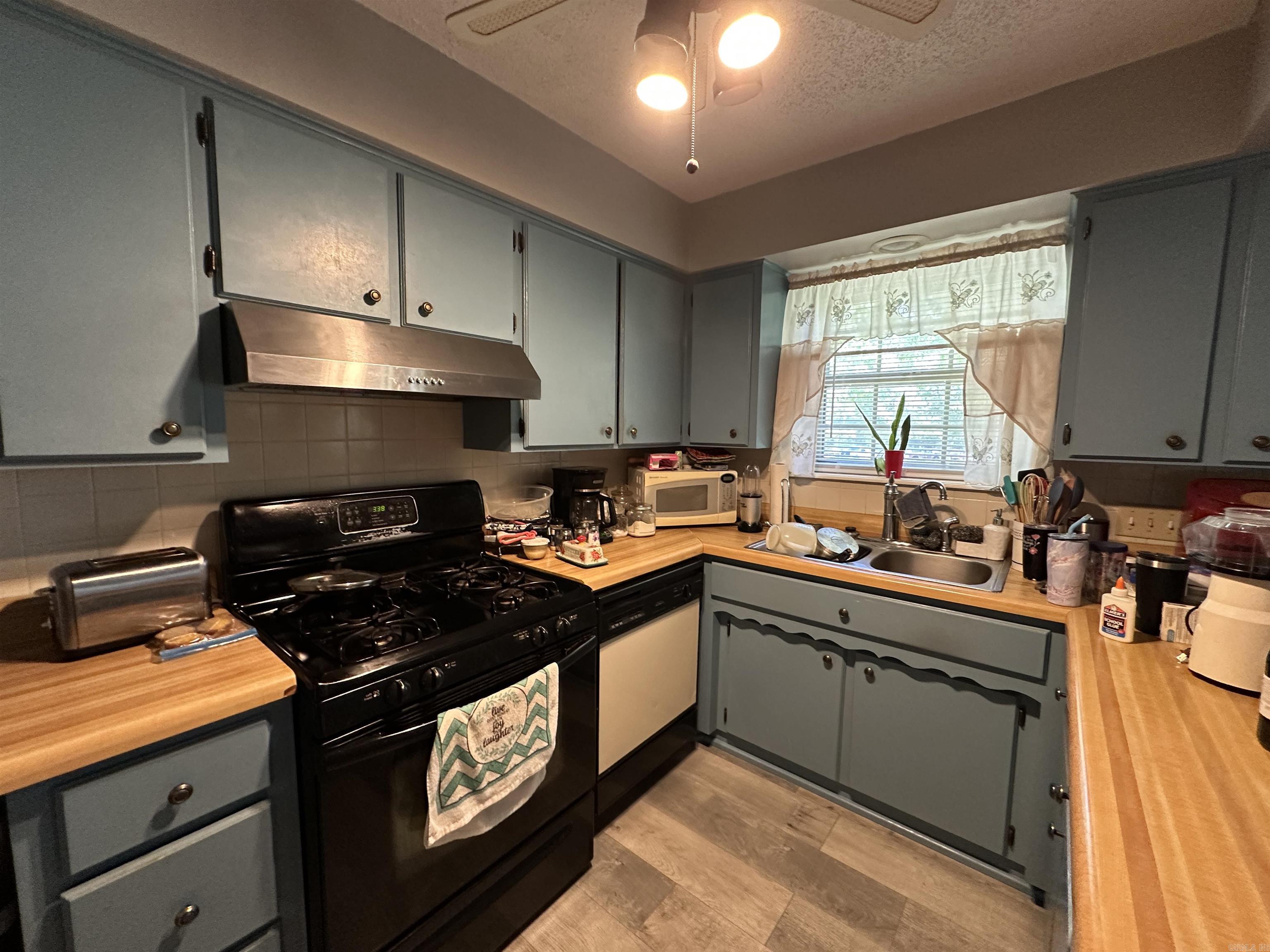 6127 HWY 202  Flippin, AR