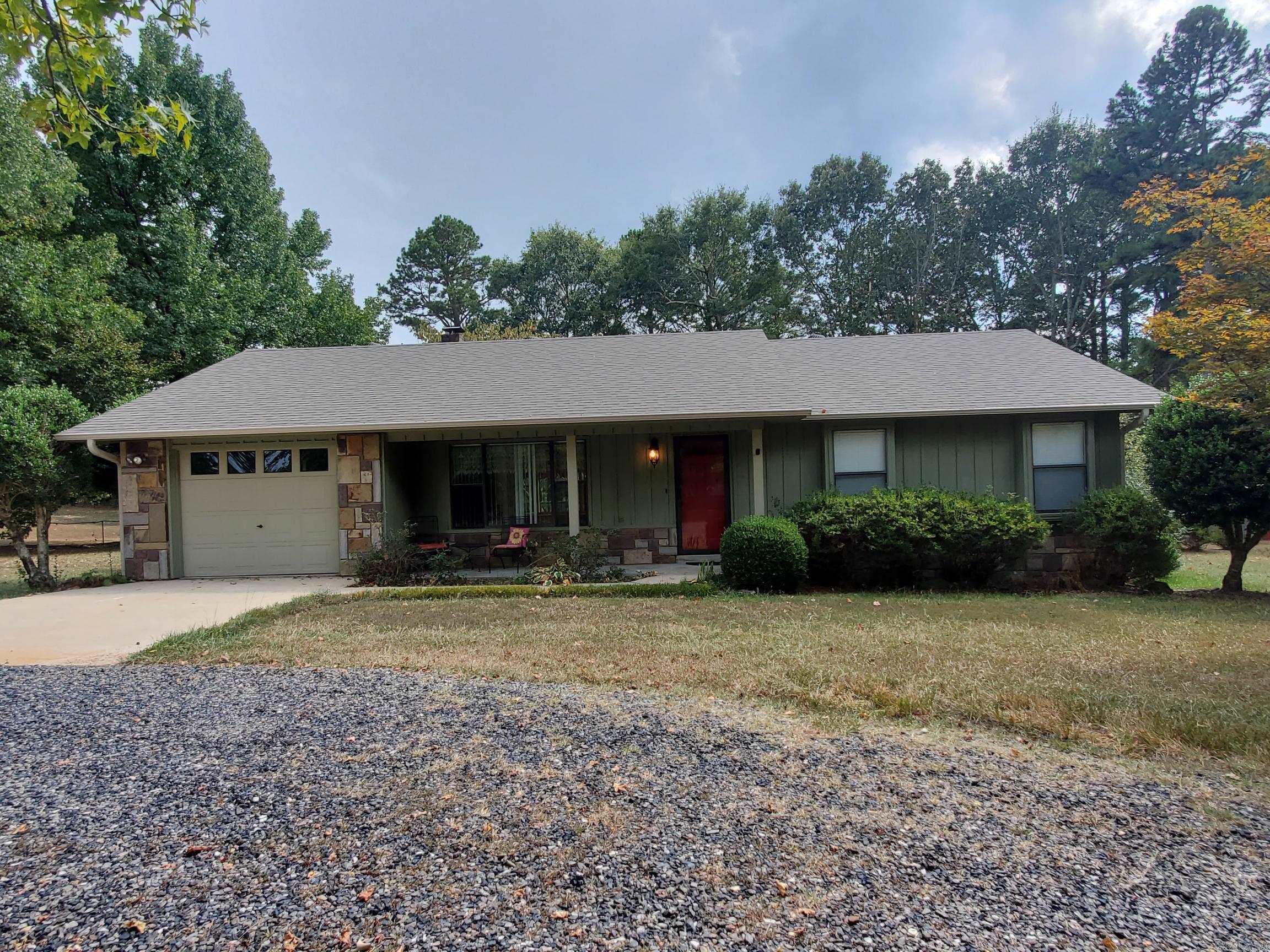 1004  Hastey  Mena, AR