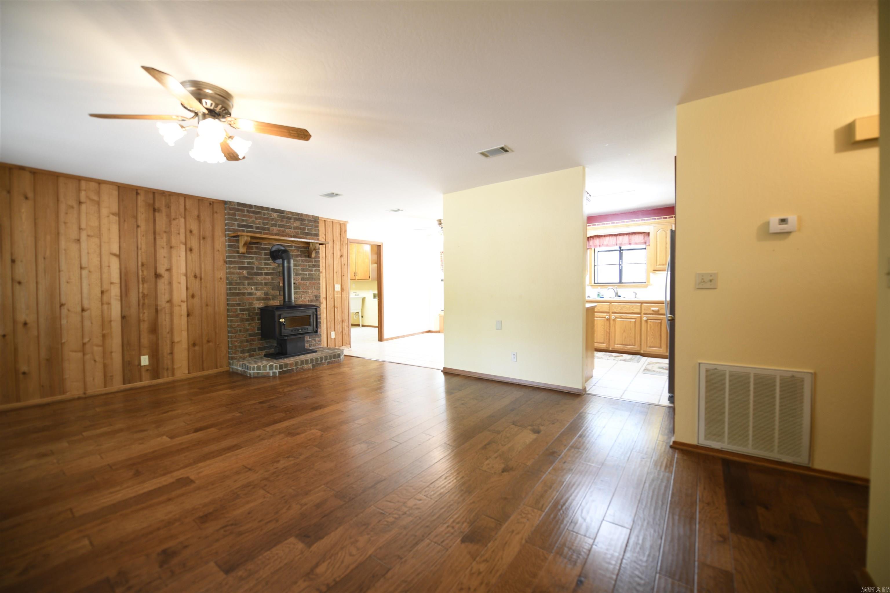 1004 Hastey  Mena, AR