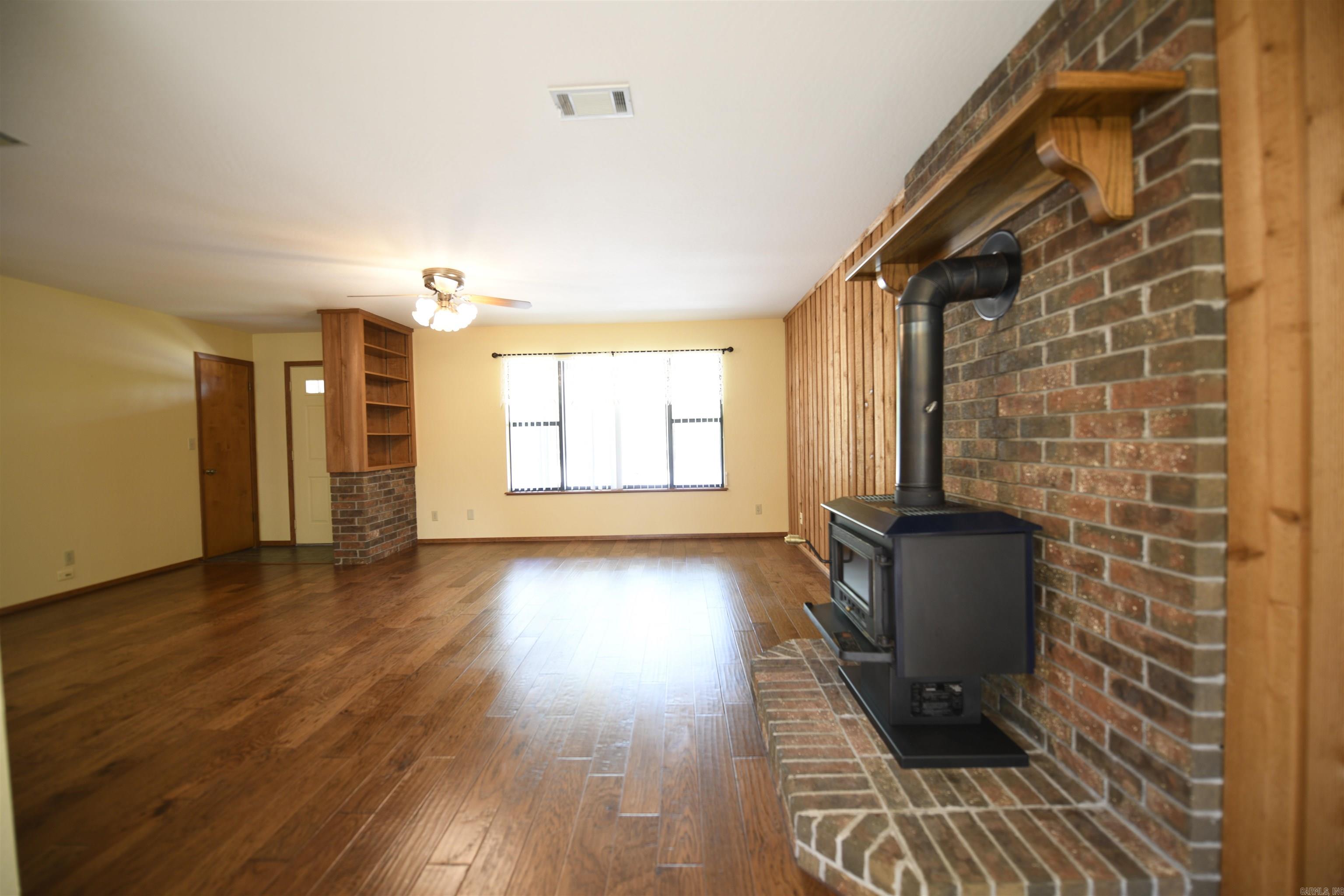 1004 Hastey  Mena, AR