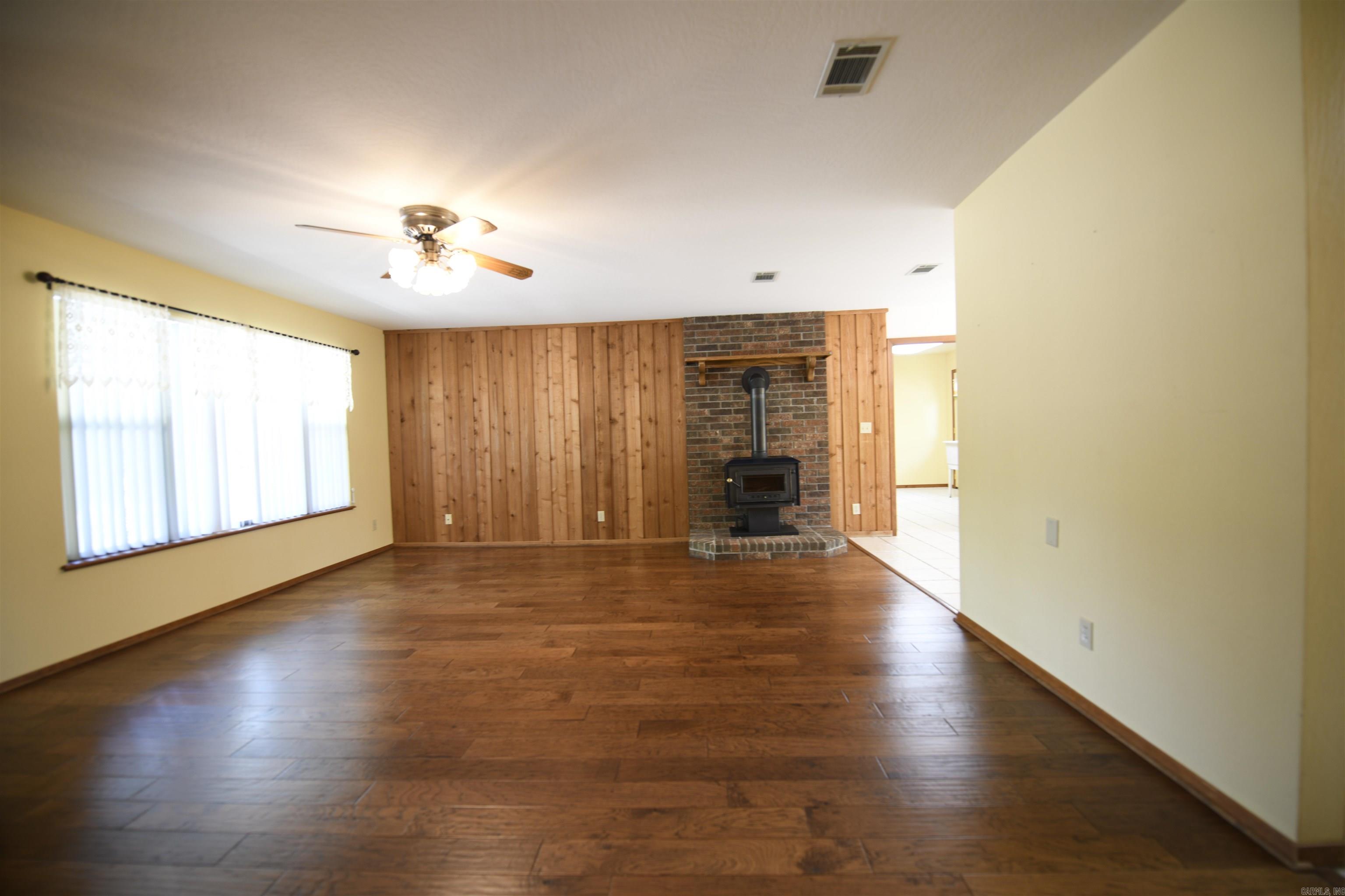 1004 Hastey  Mena, AR