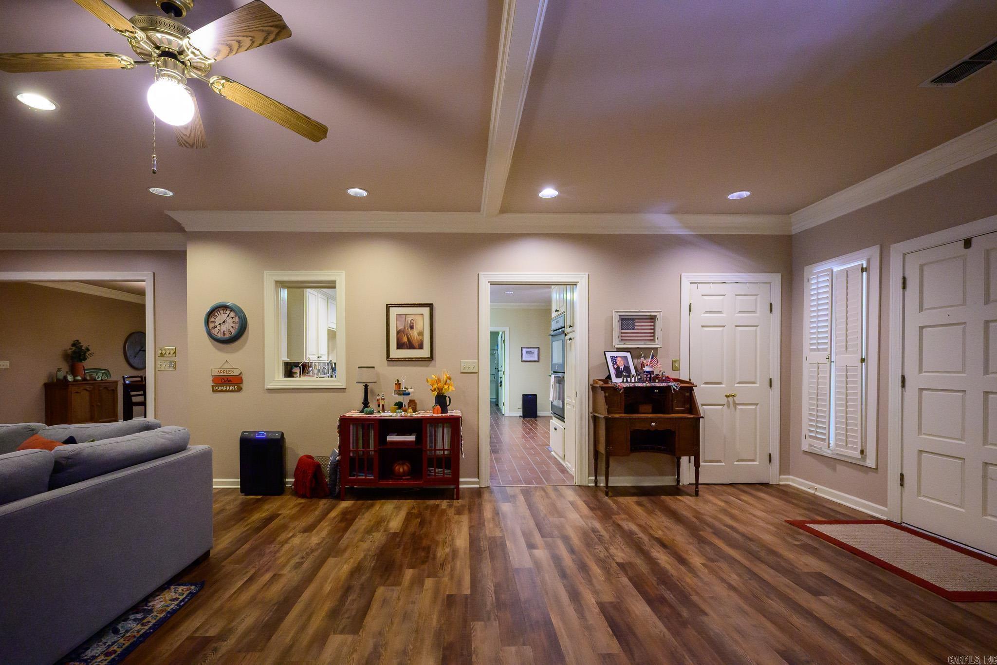 2205 Church Avenue Mena, AR 71953