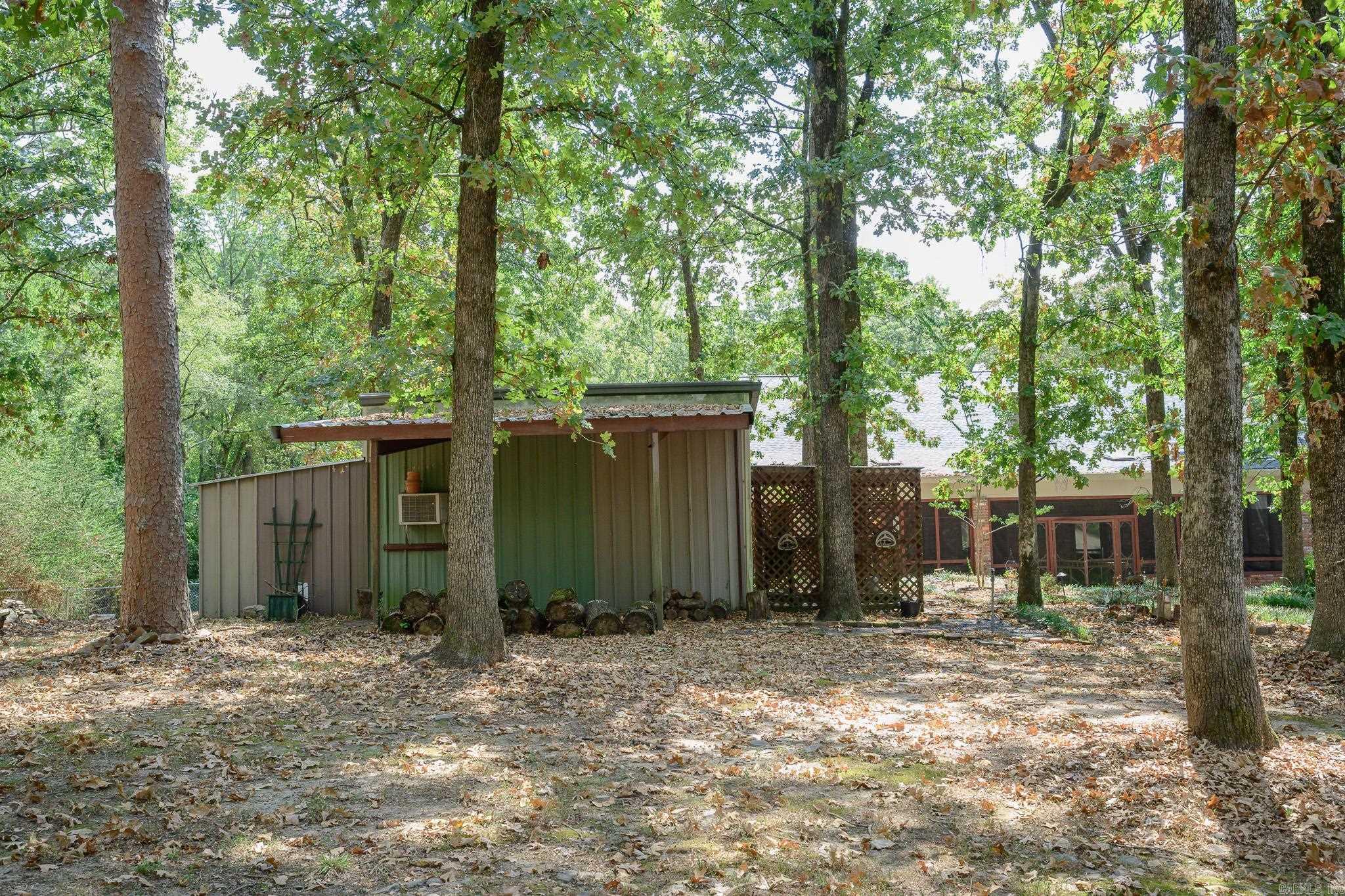 2205 Church Avenue Mena, AR 71953