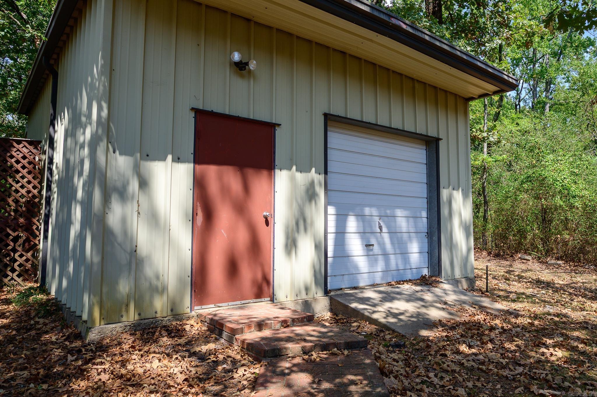 2205 Church Avenue Mena, AR 71953