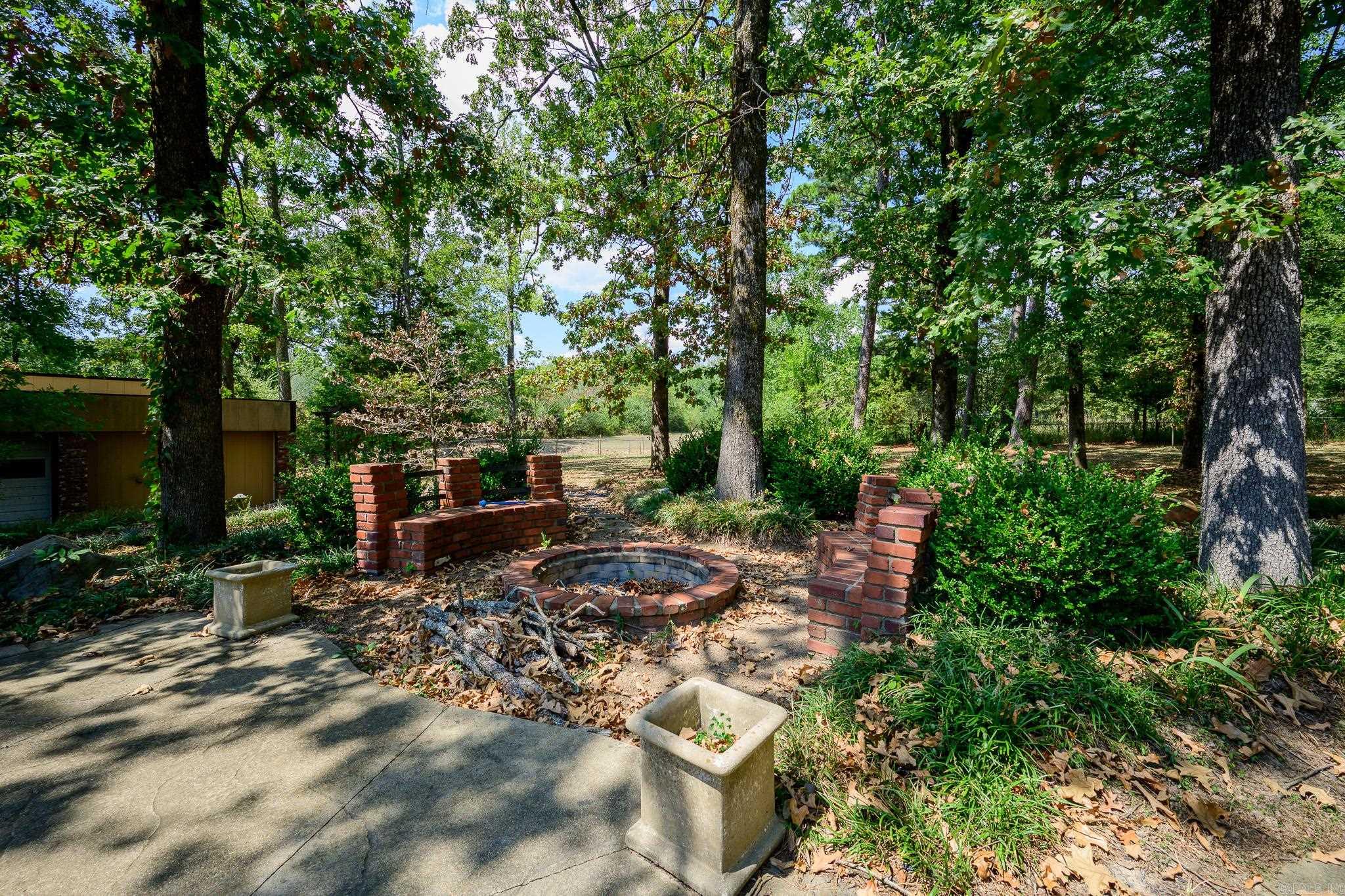2205 Church Avenue Mena, AR 71953