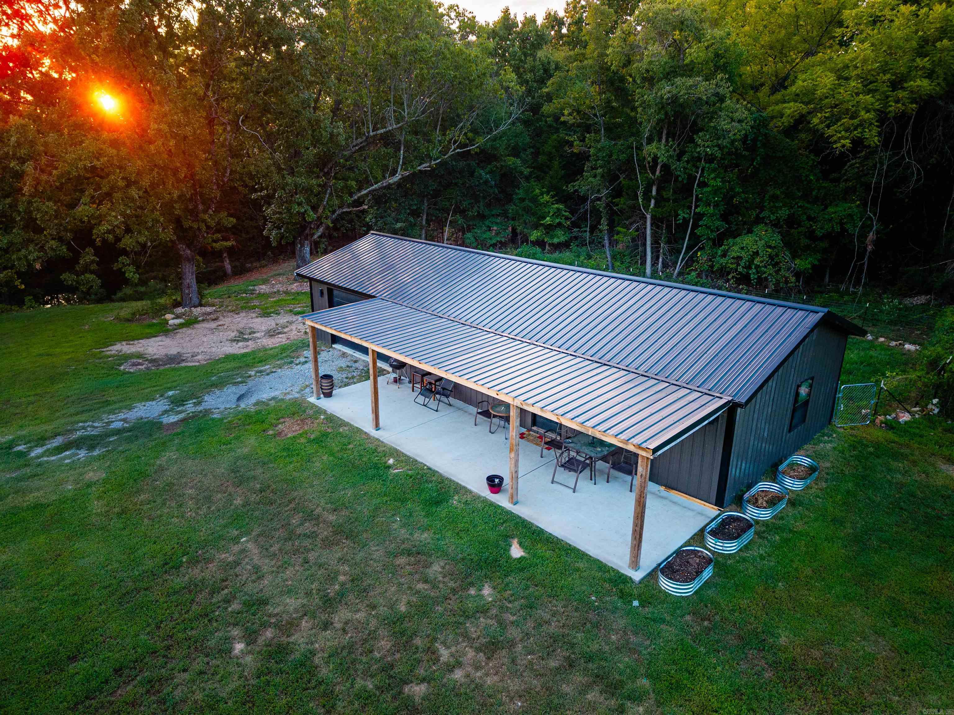 33 Carlisle Circle Oakland, AR 72661