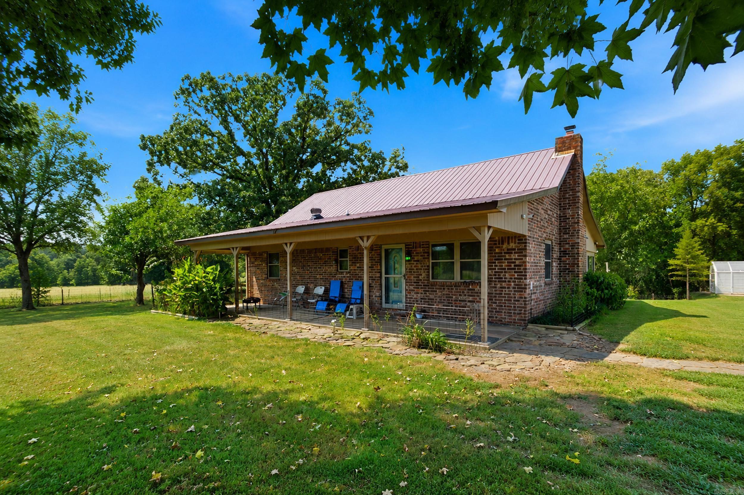 432 County road 3355 Clarksville, AR 72830-3710