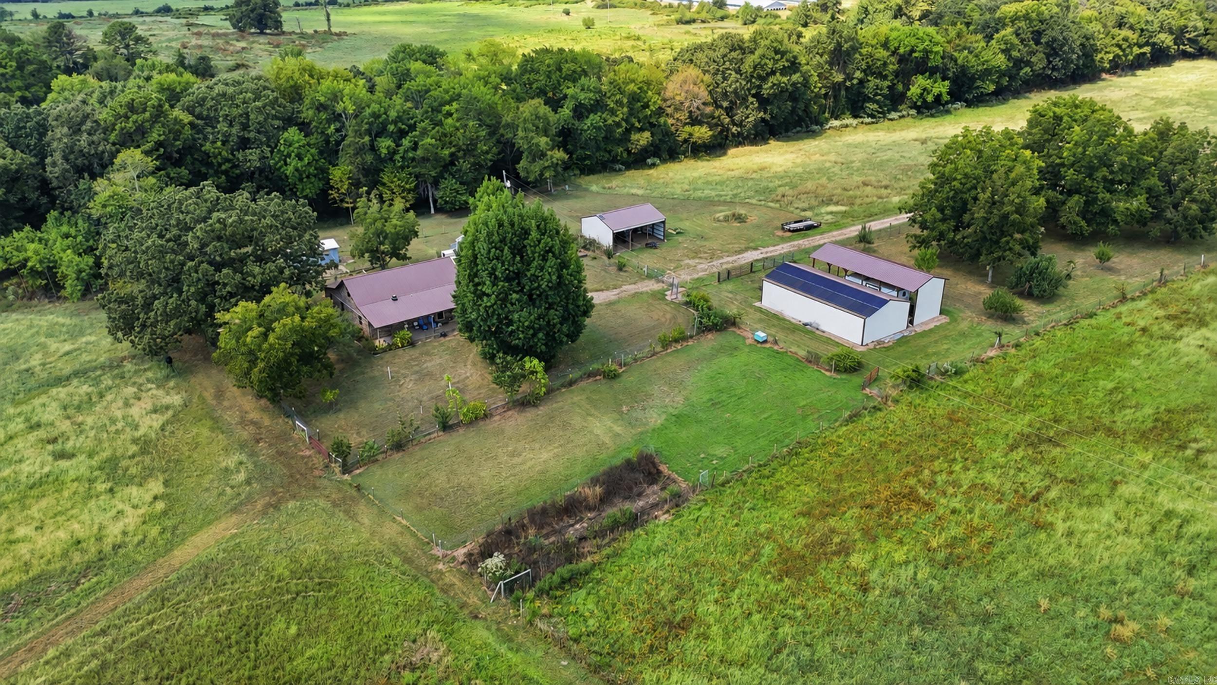 432 County road 3355 Clarksville, AR 72830-3710