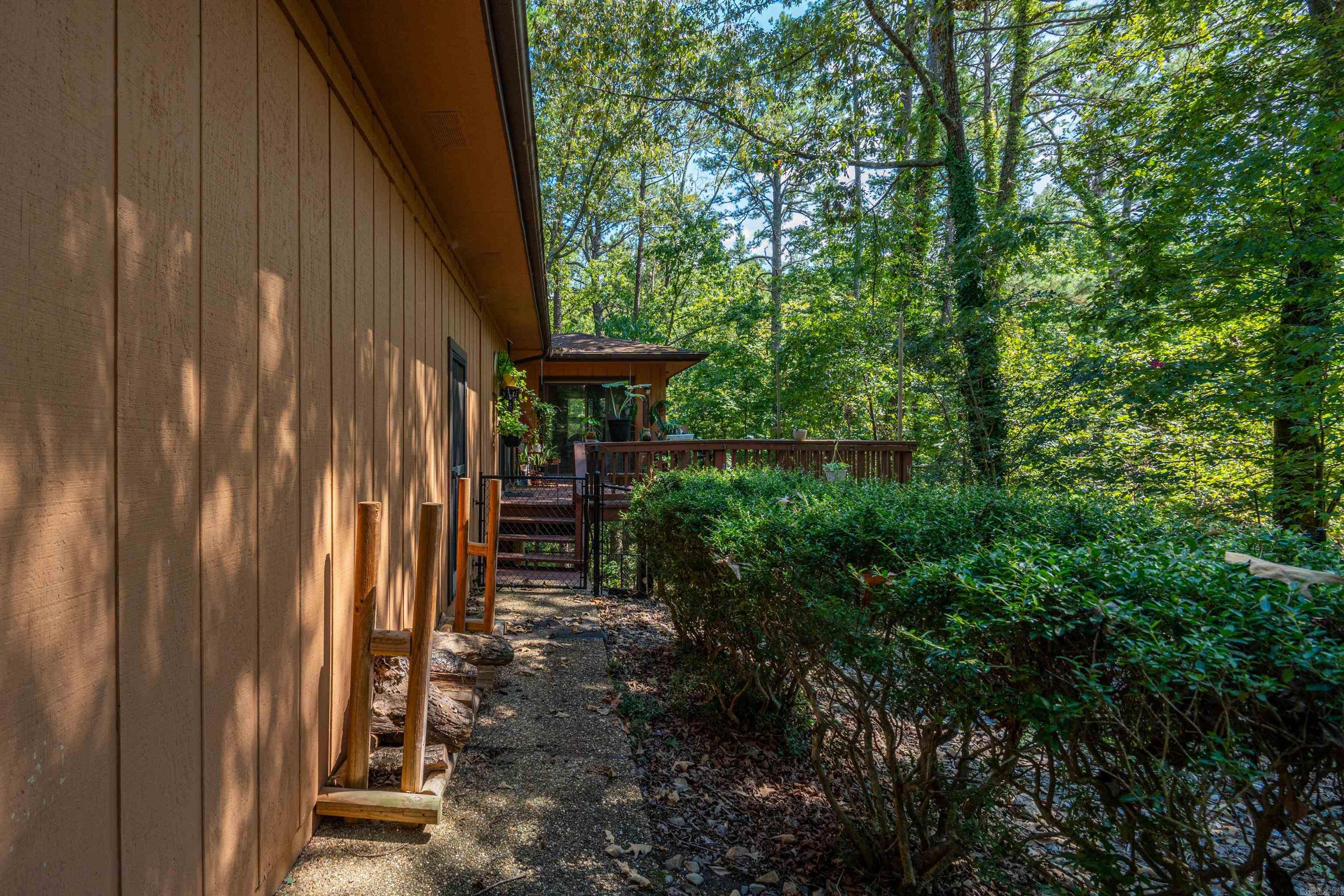 17 Badalona  Hot Springs Village, AR
