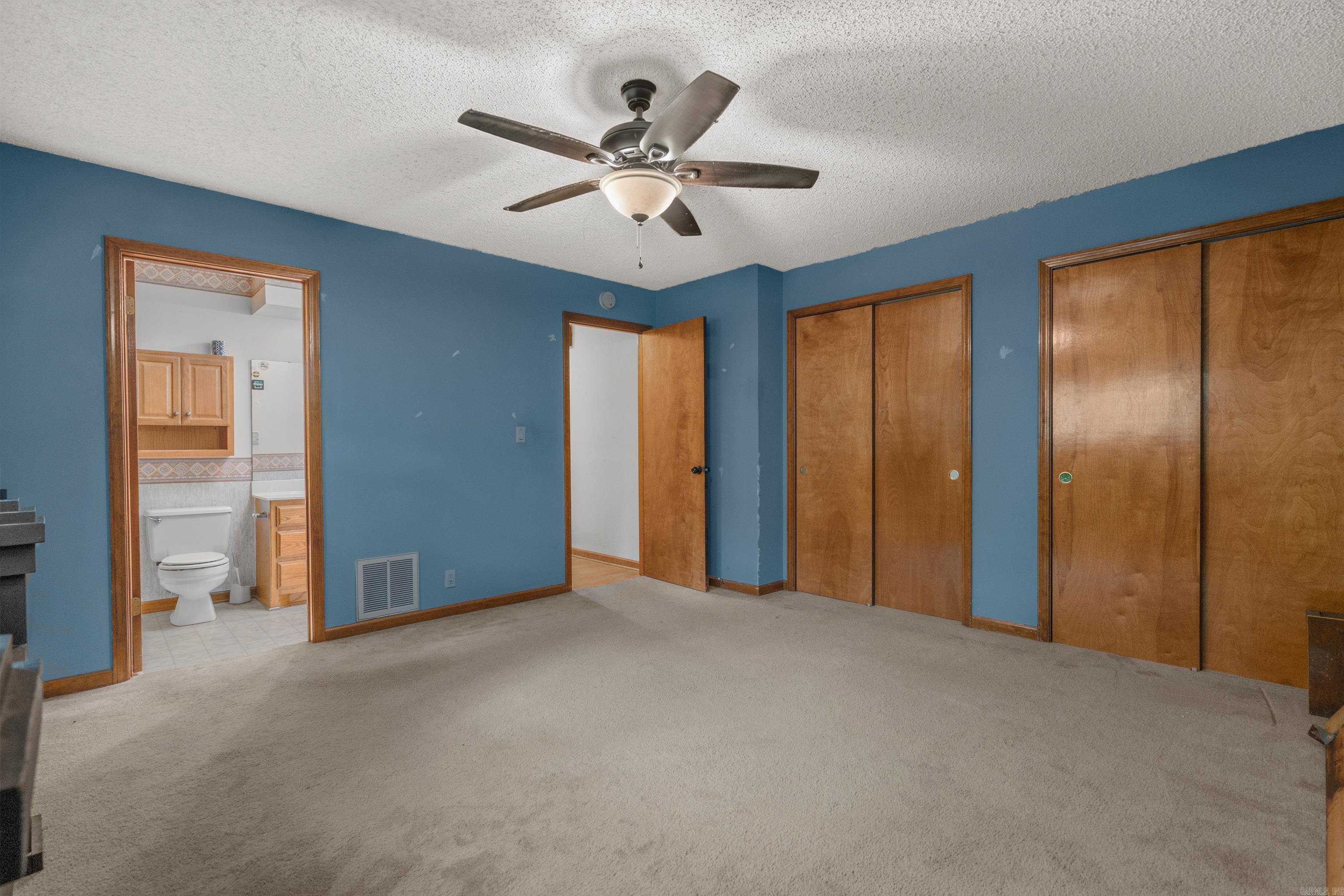 17 Badalona  Hot Springs Village, AR