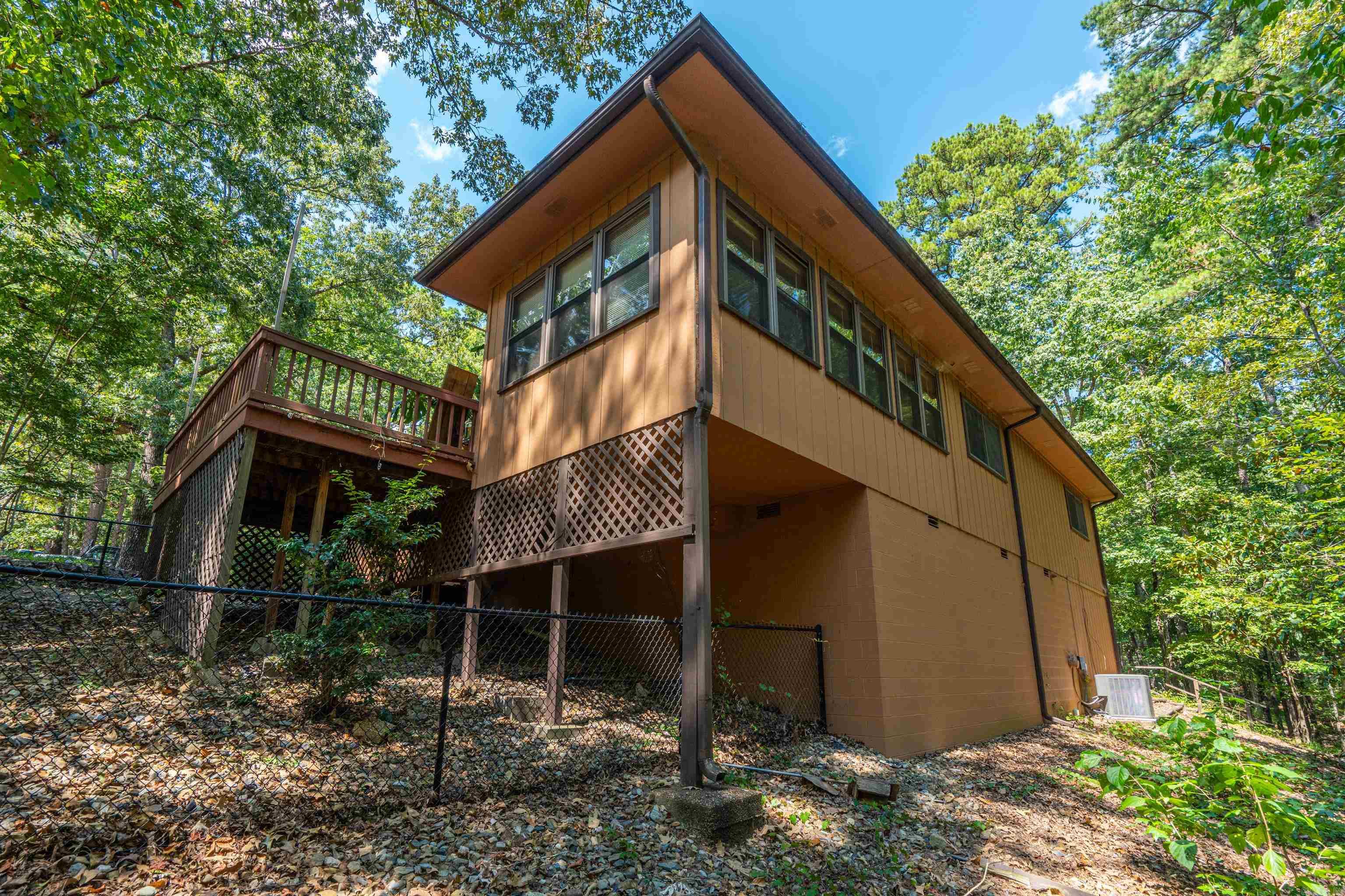 17 Badalona  Hot Springs Village, AR