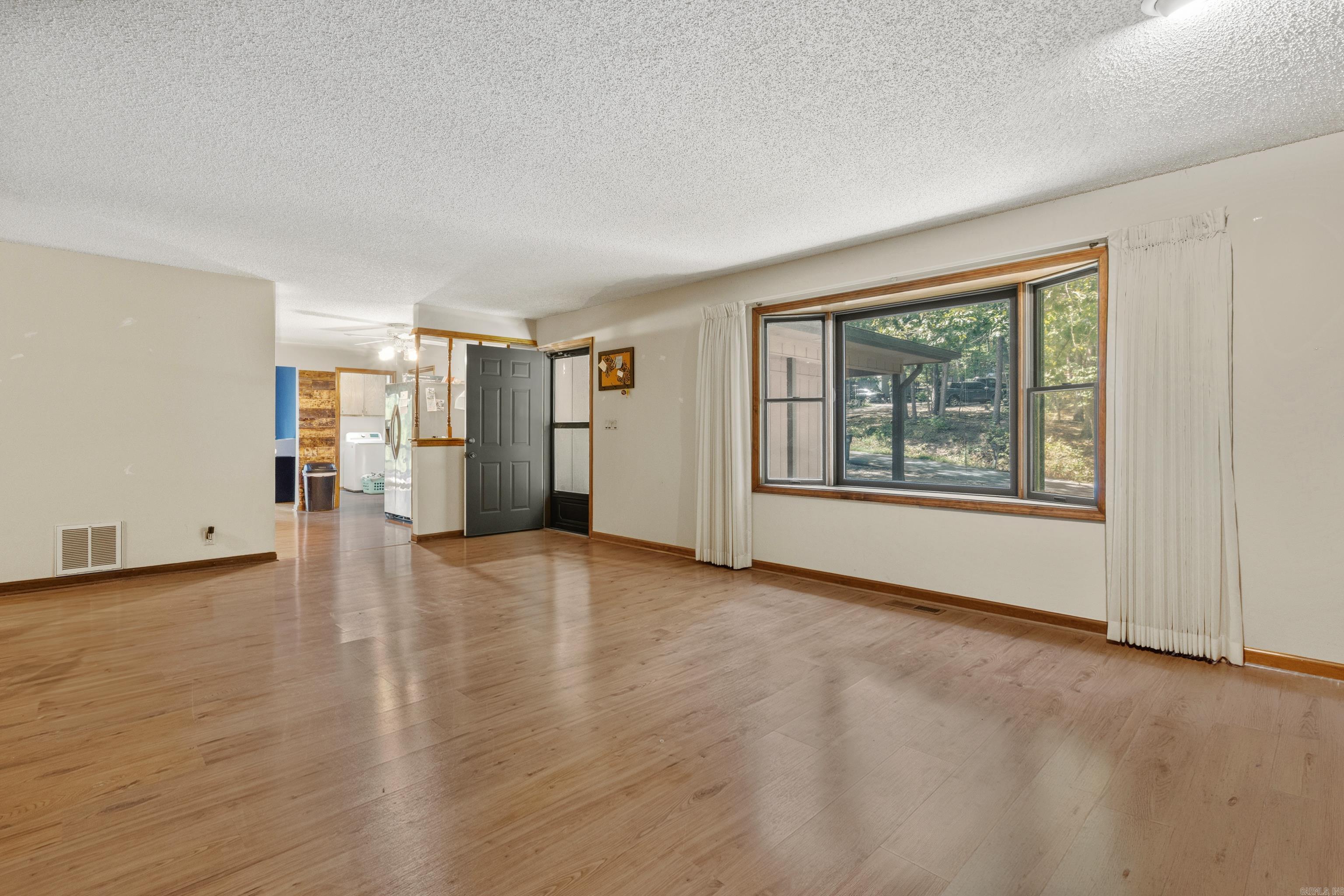 17 Badalona  Hot Springs Village, AR