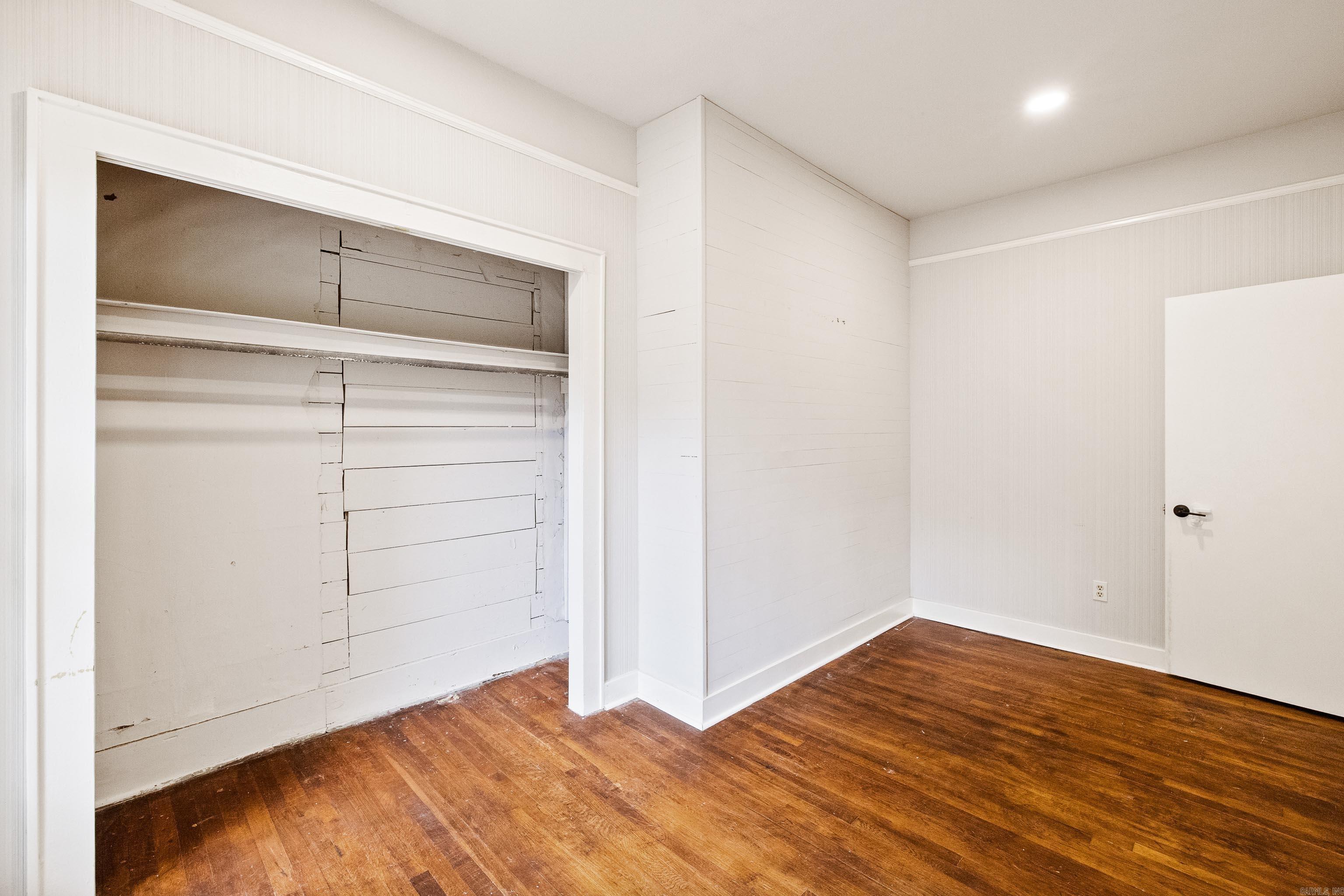 225 E Conway  Benton, AR