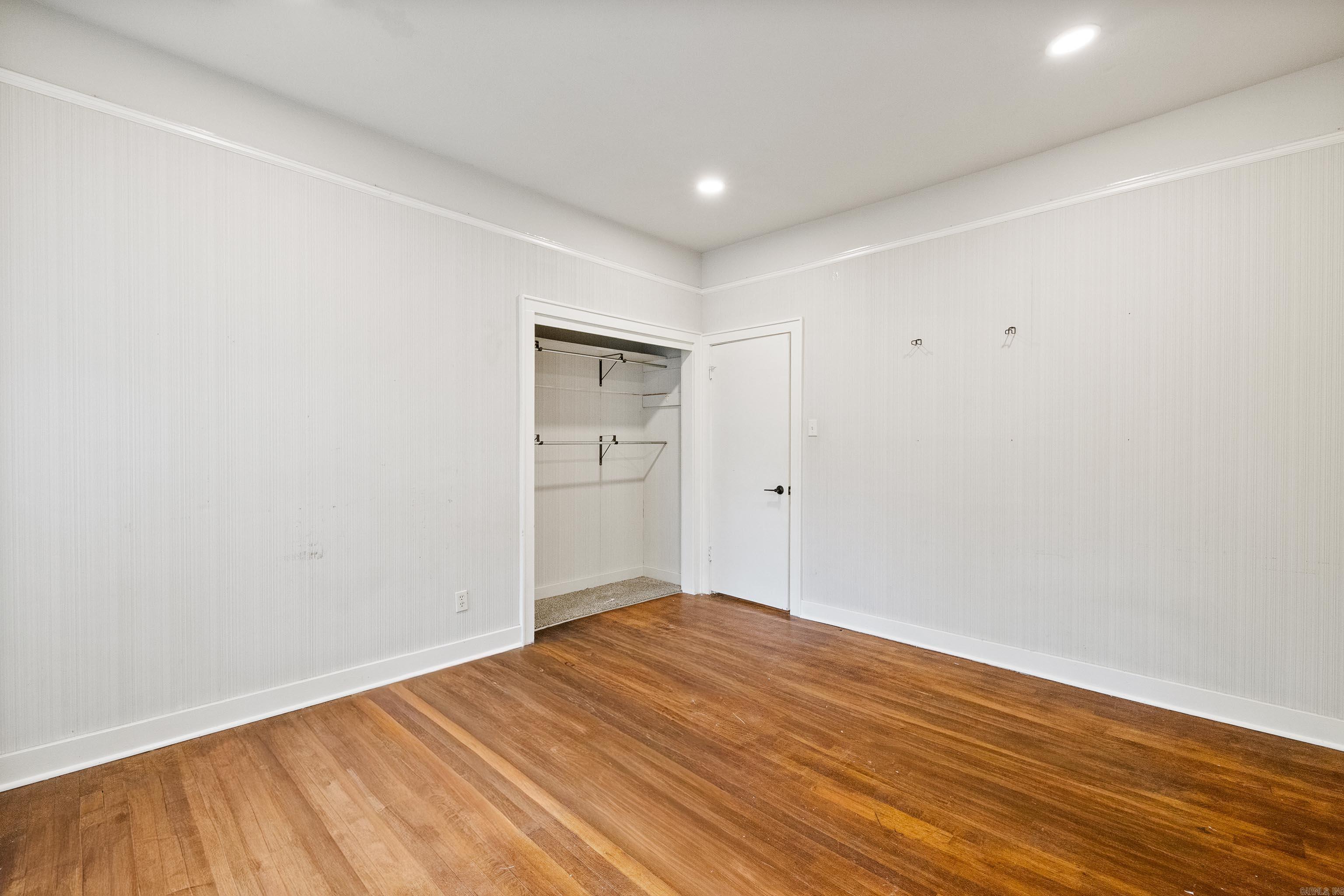225 E Conway  Benton, AR