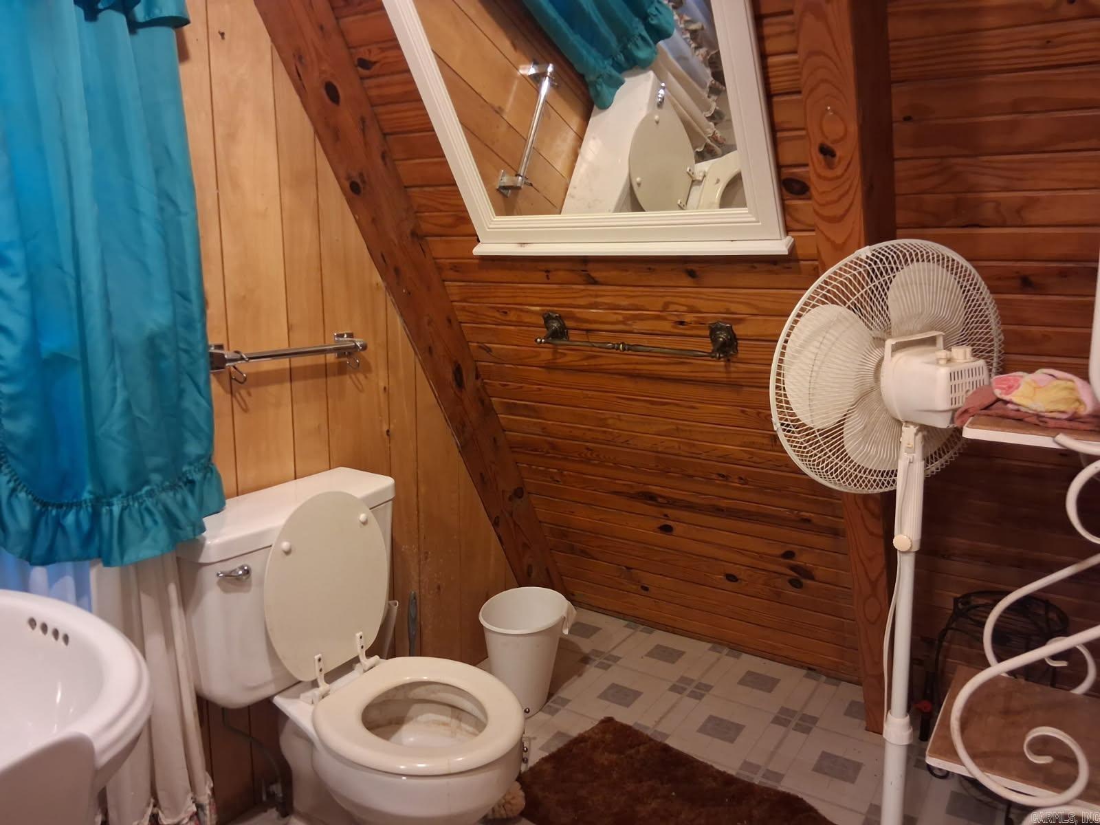 9739 Hwy 5  Mountain View, AR