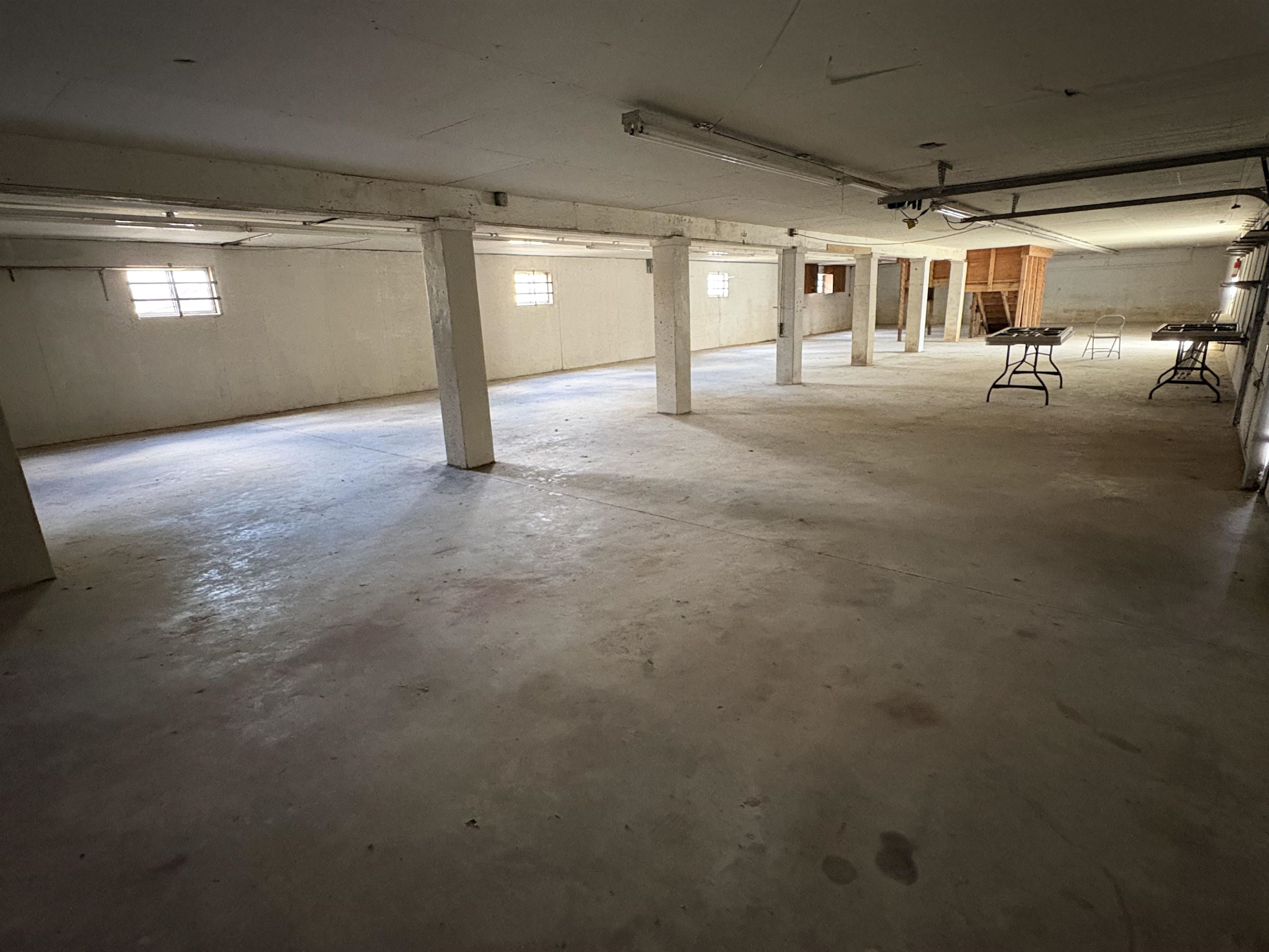 5 N Spring Street