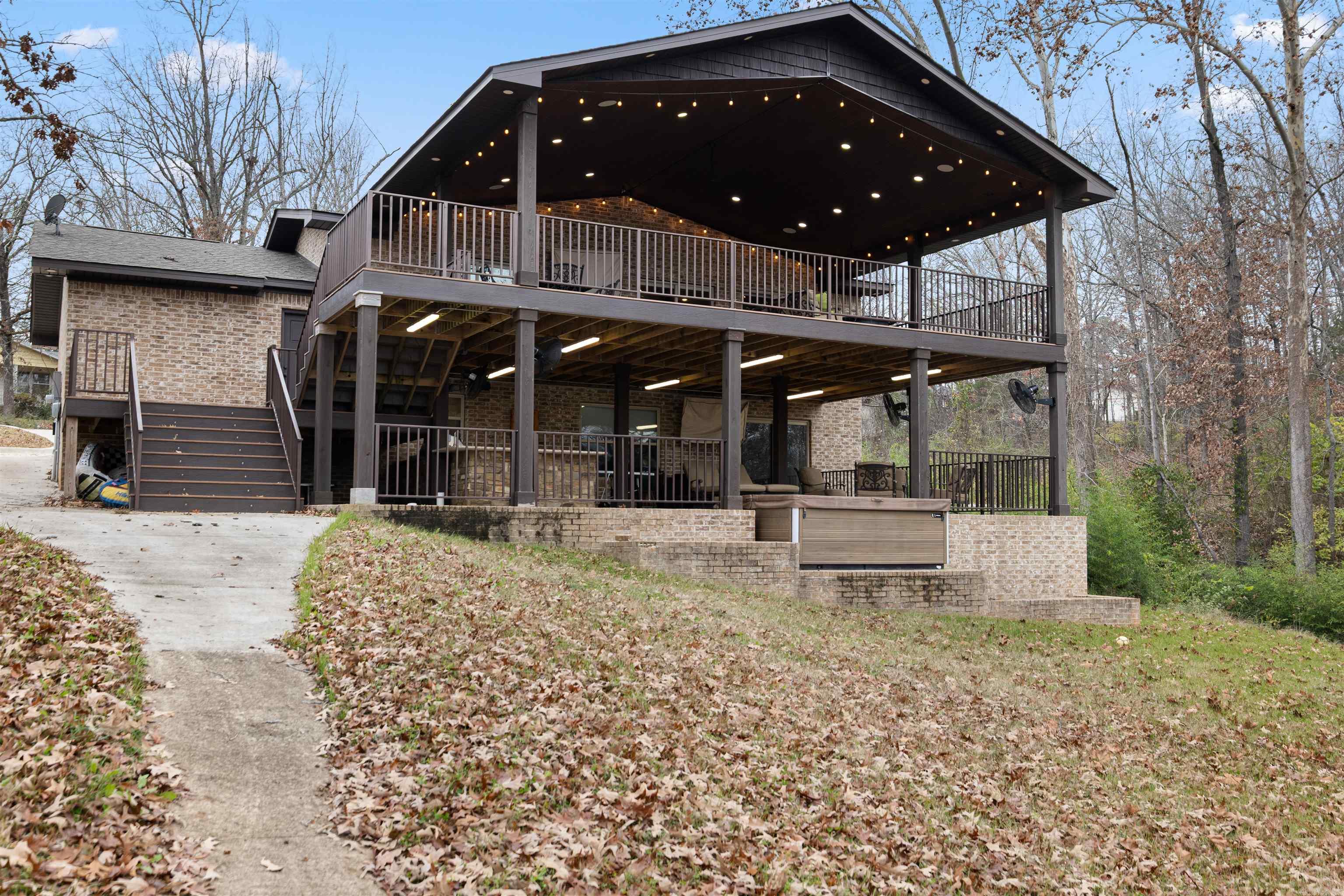38 Winnebago  Cherokee Village, AR