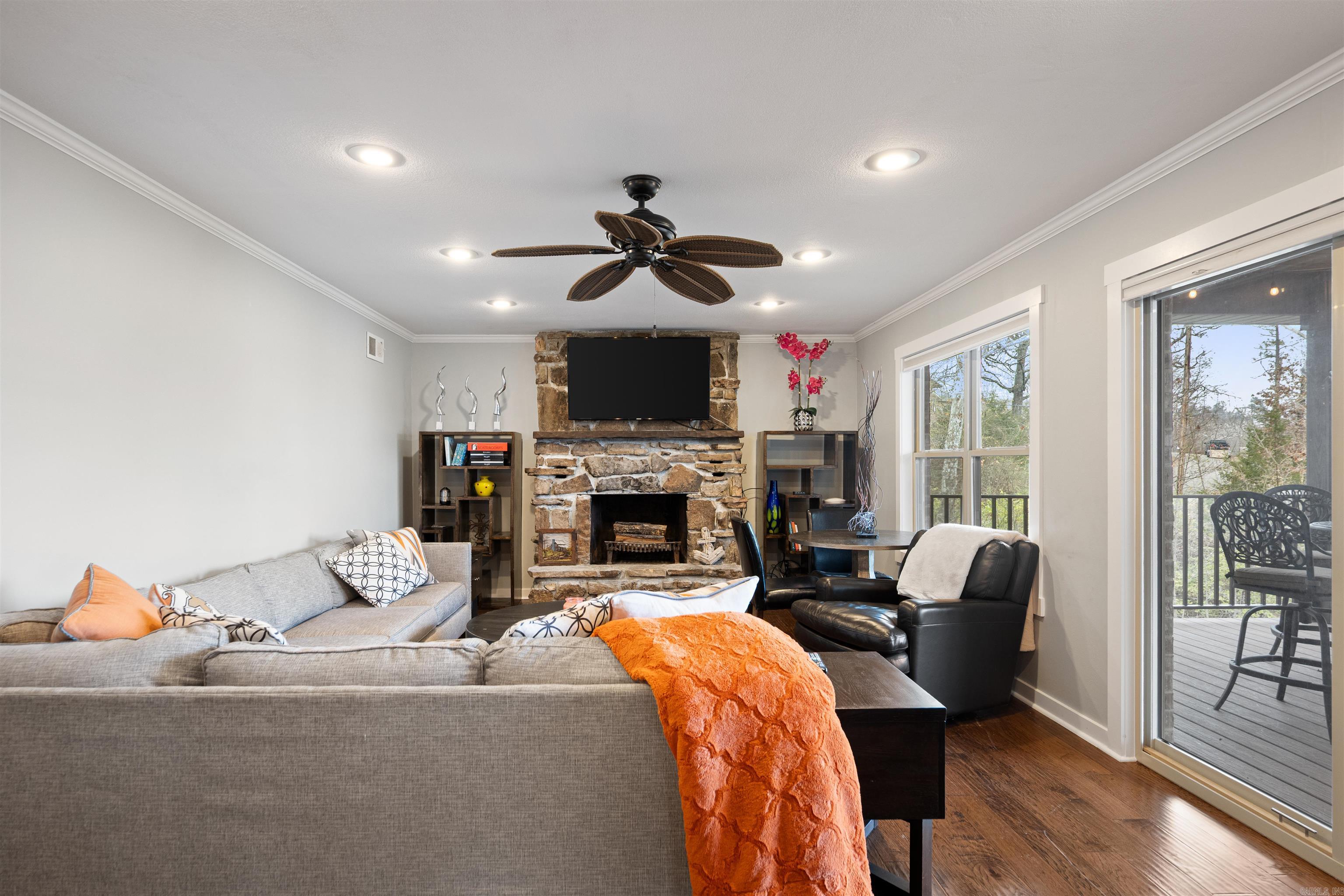 38 Winnebago  Cherokee Village, AR