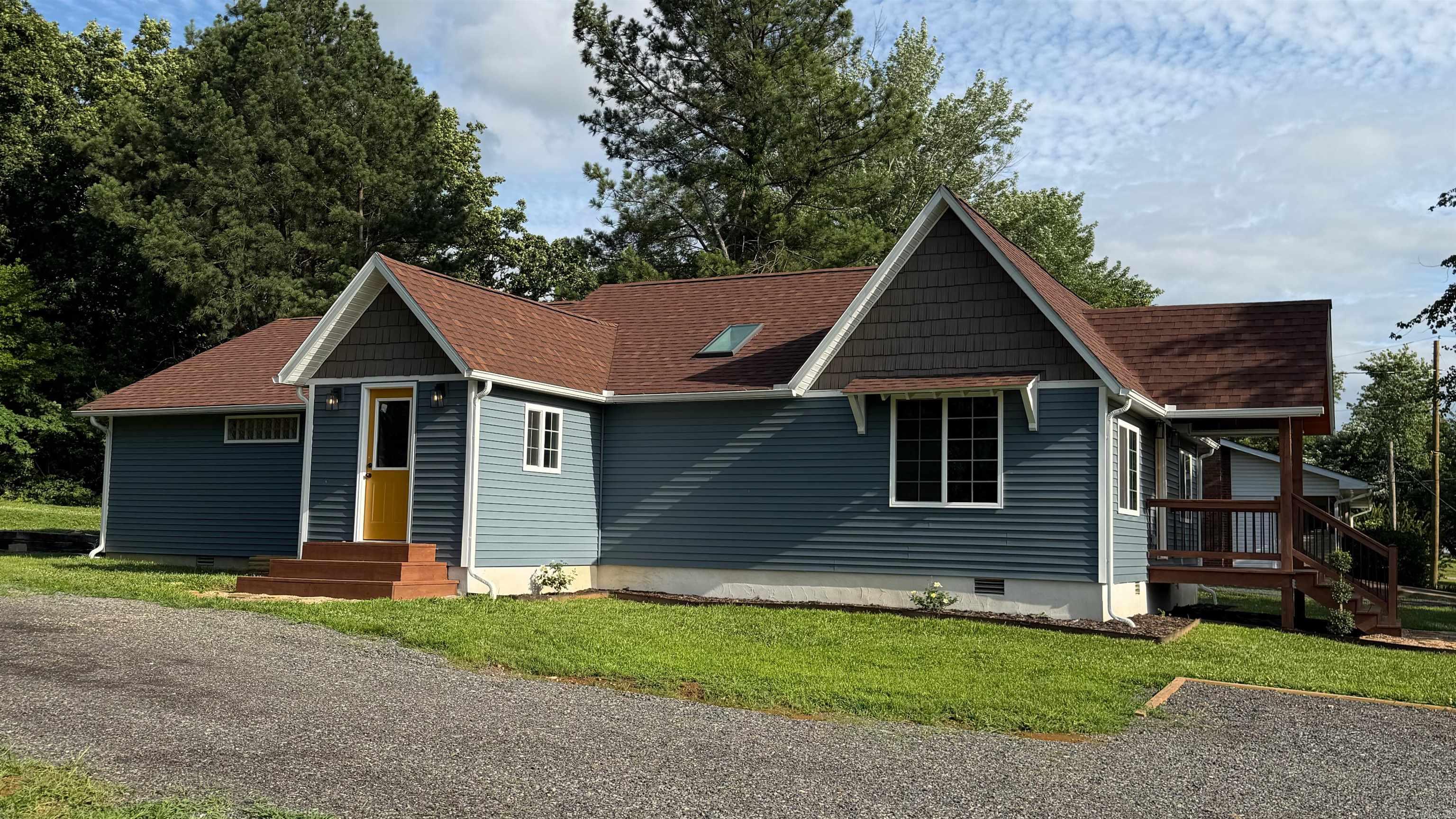 615 Range  Marshall, AR
