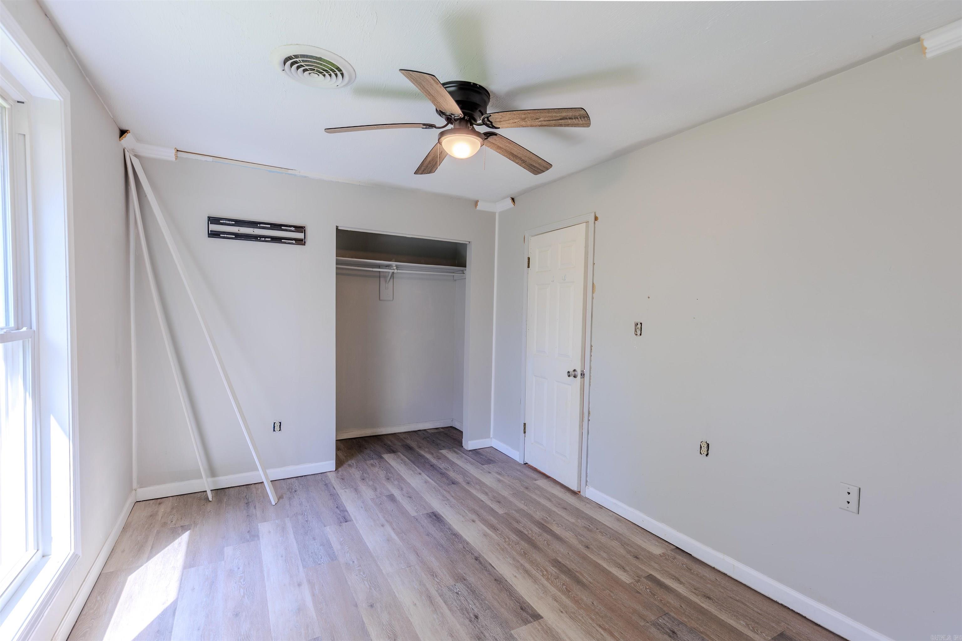 50 W Thompson  Perryville, AR