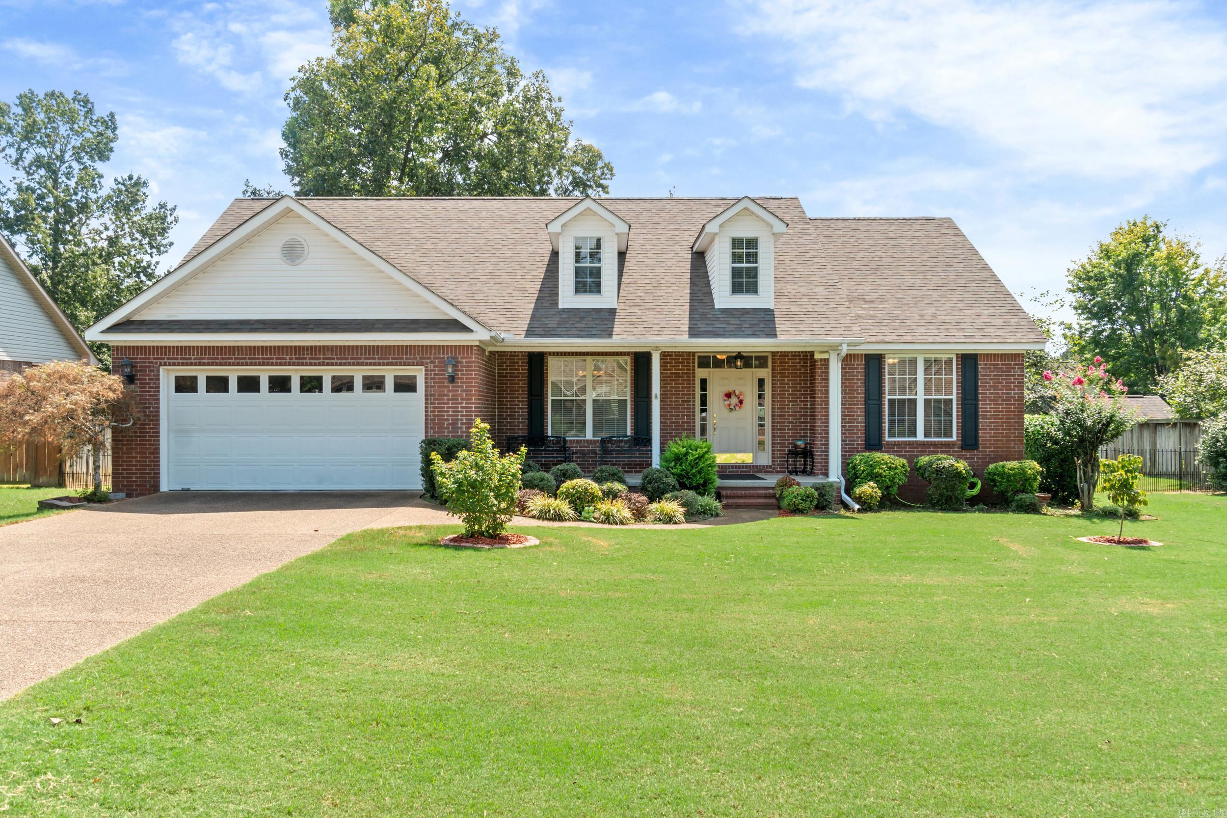 872 Copperfield Cove — photo 2