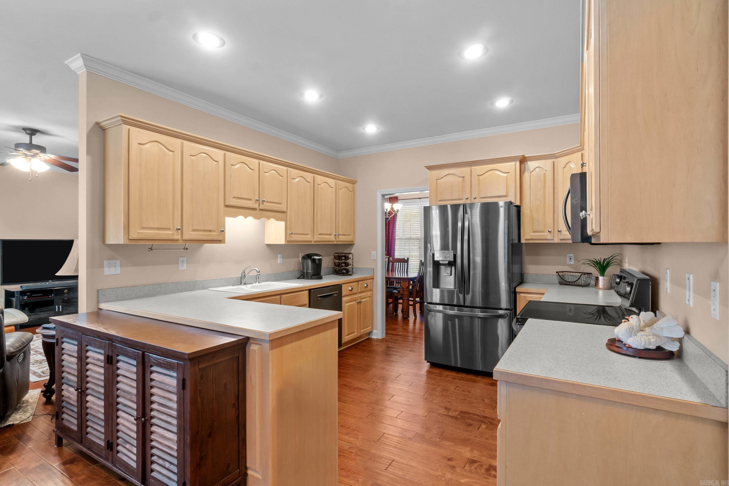 872 Copperfield Cove