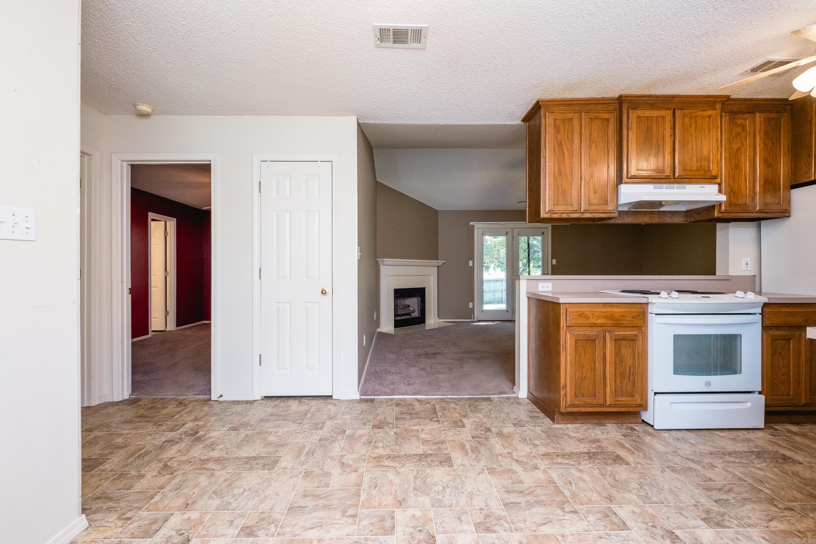 2000 Cherry Creek  Bryant, AR