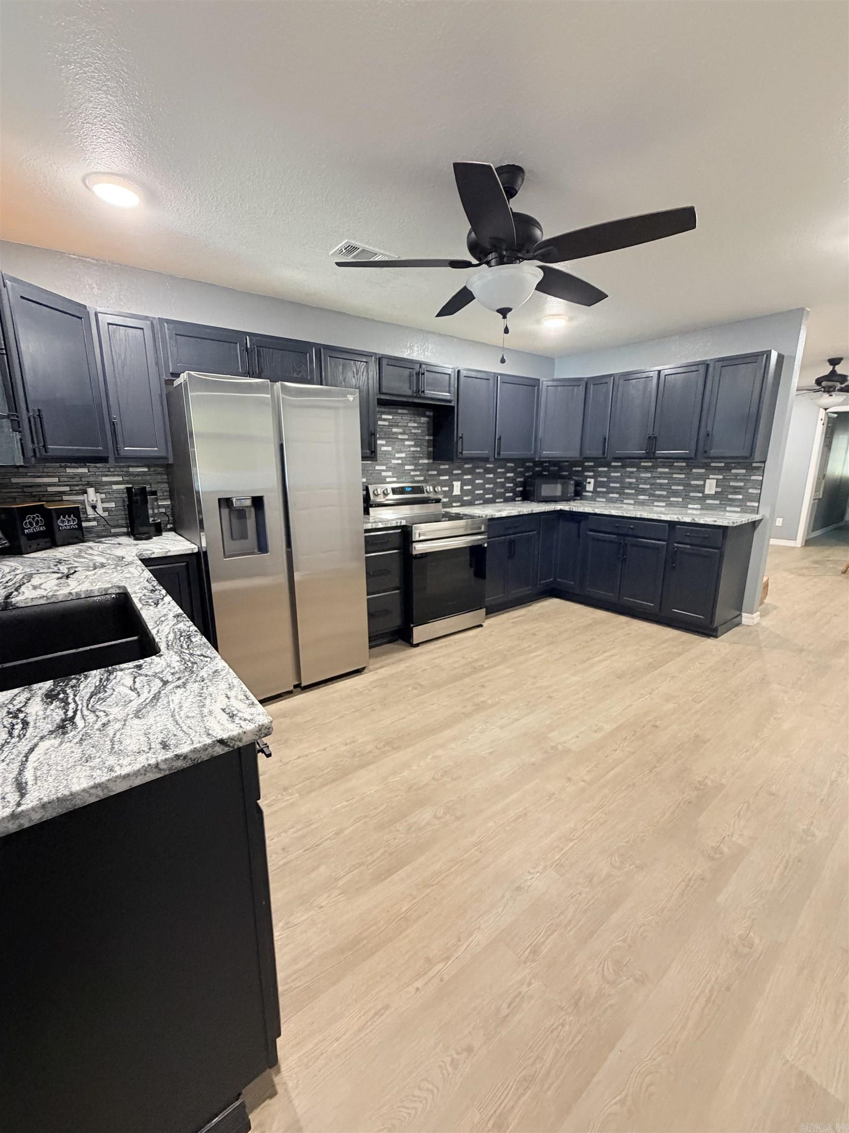 2797 County Road 3291  Clarksville, AR