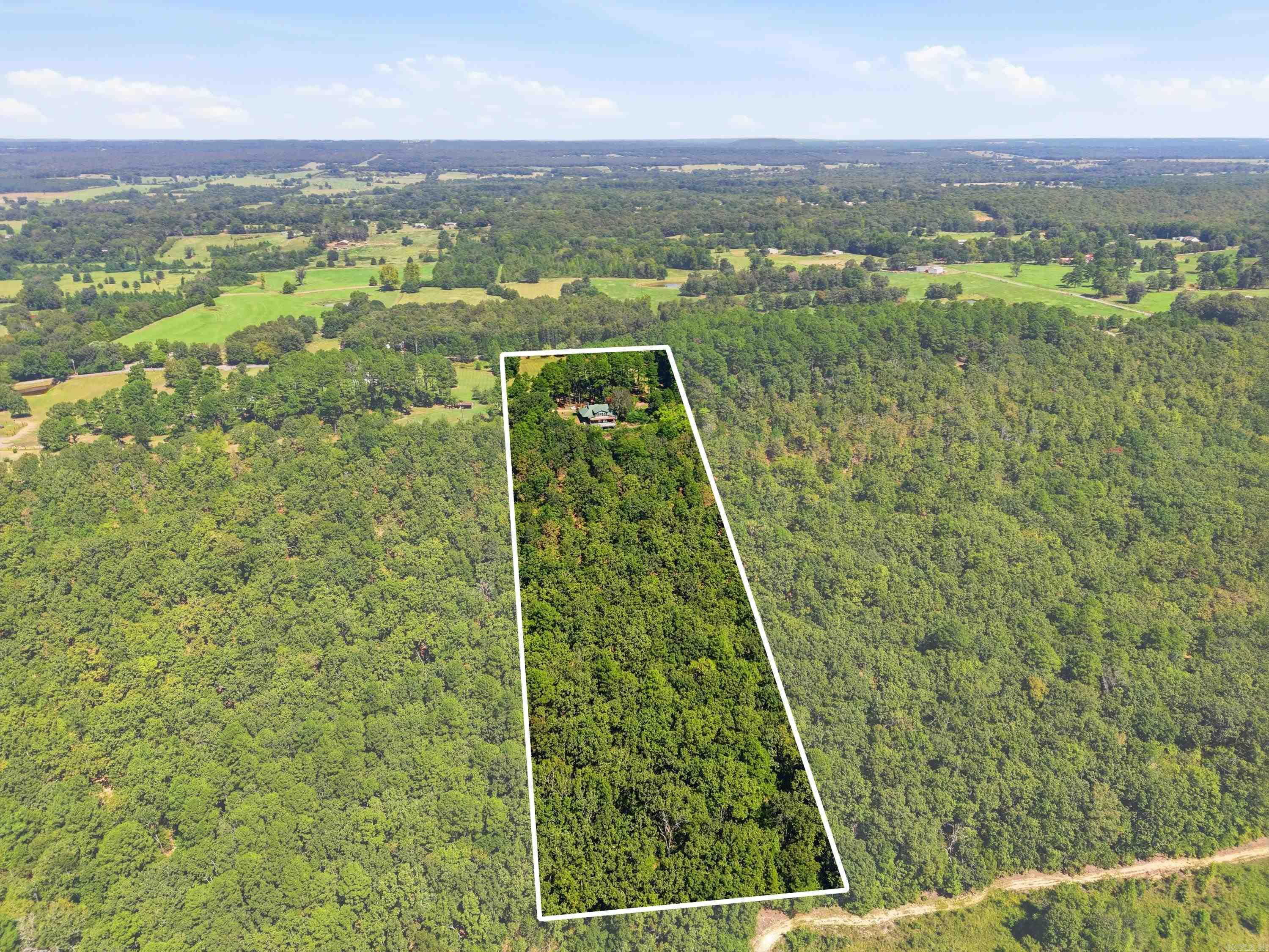 81 Laramie  Greenbrier, AR