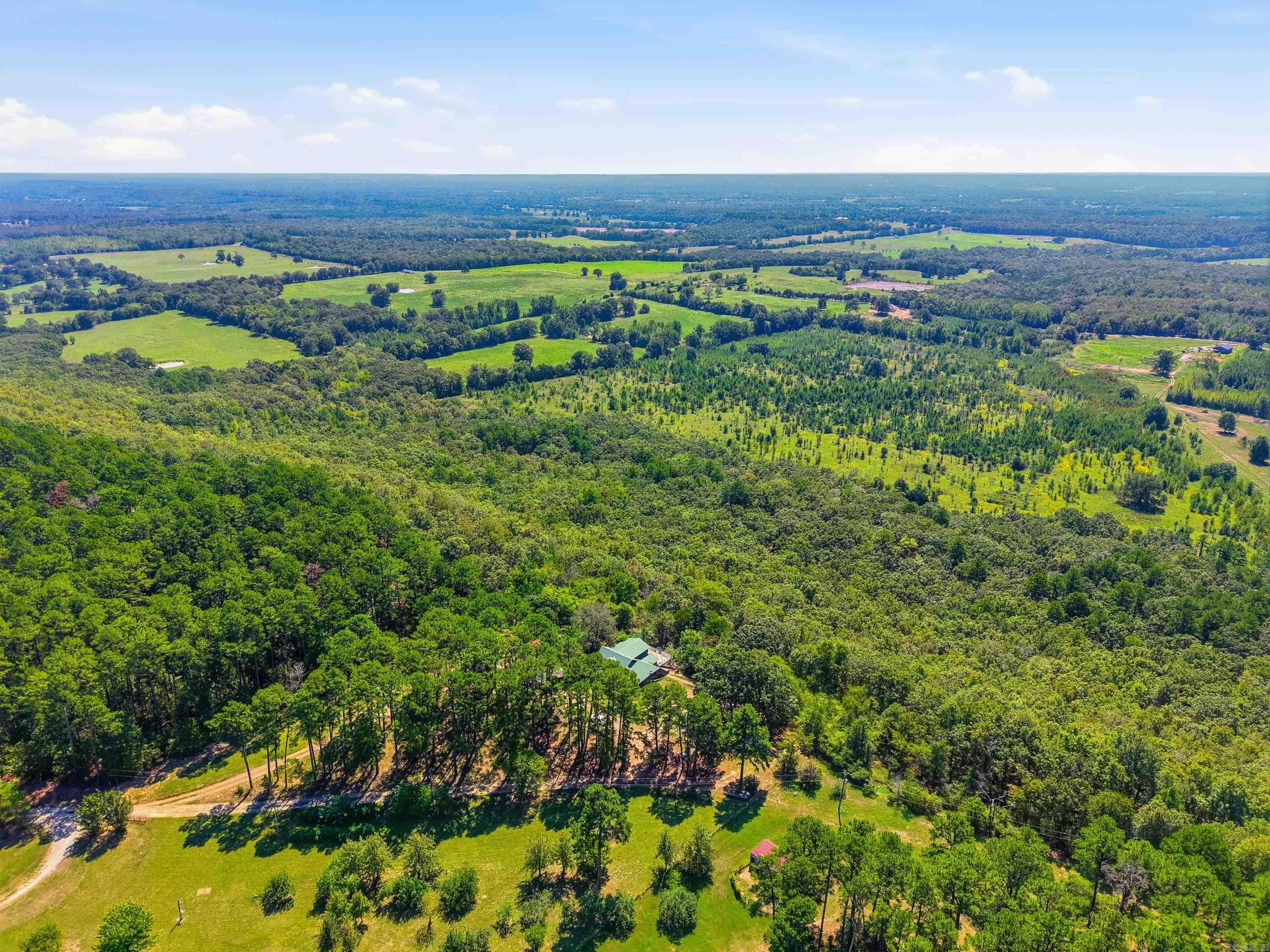 81 Laramie  Greenbrier, AR