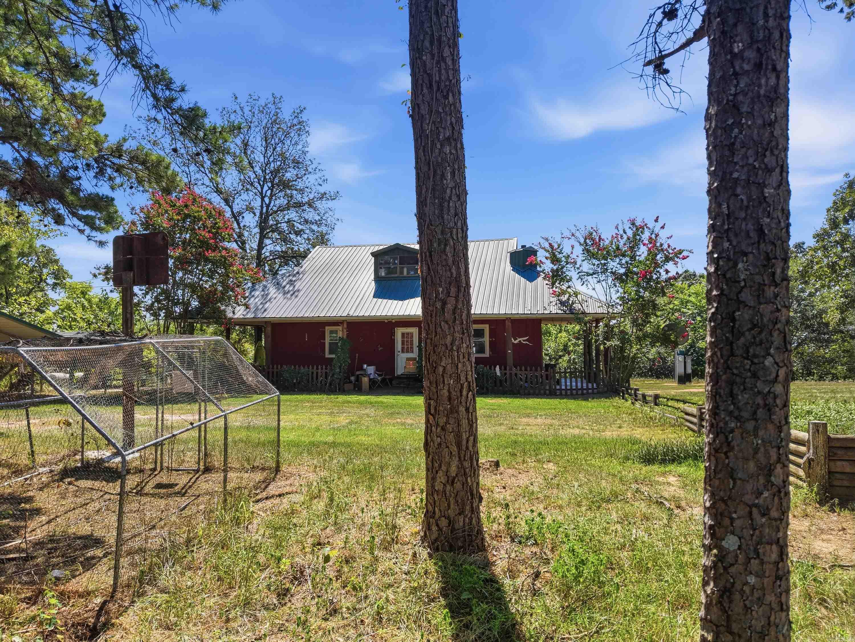 81 Laramie  Greenbrier, AR