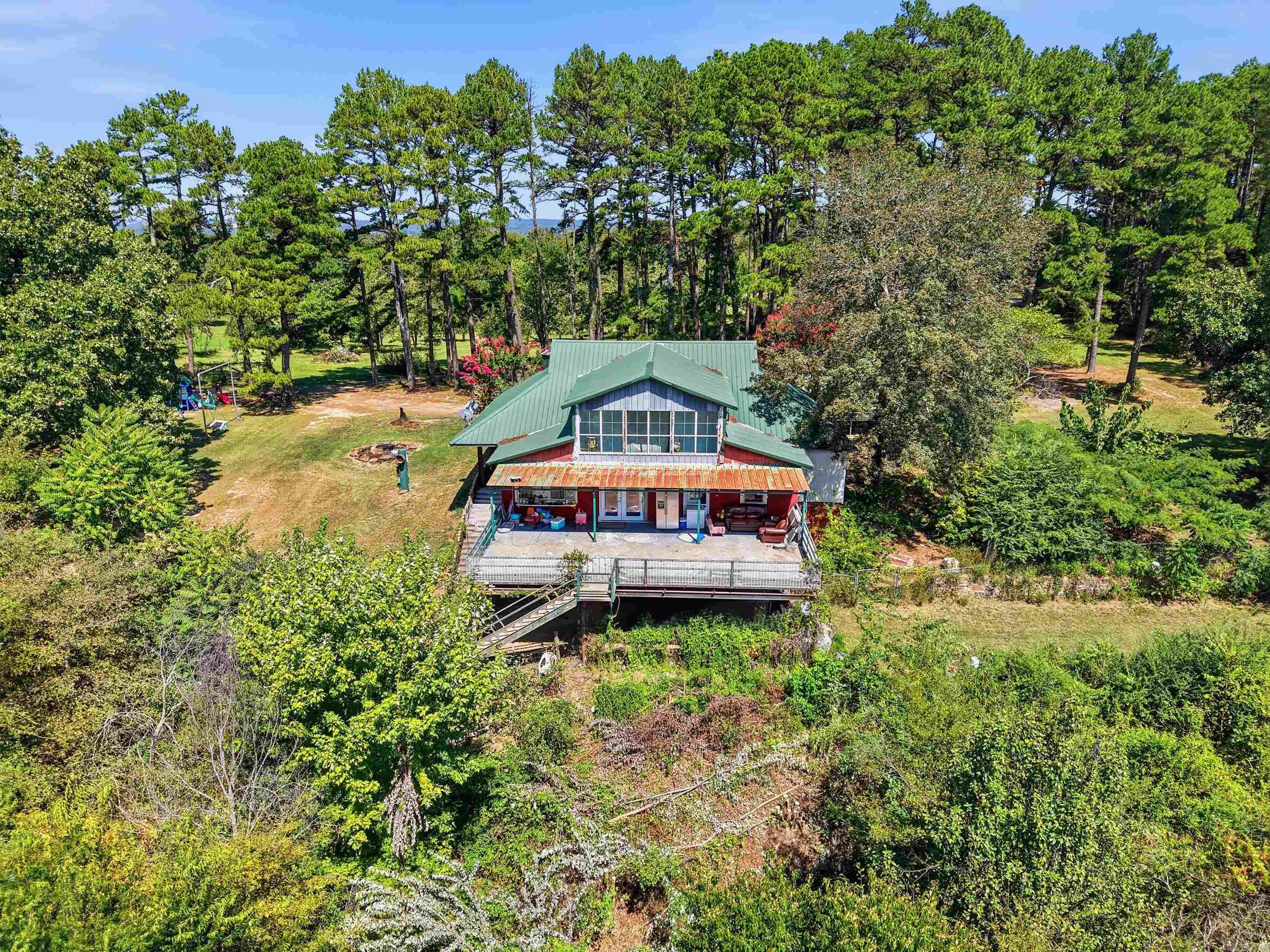 81 Laramie  Greenbrier, AR
