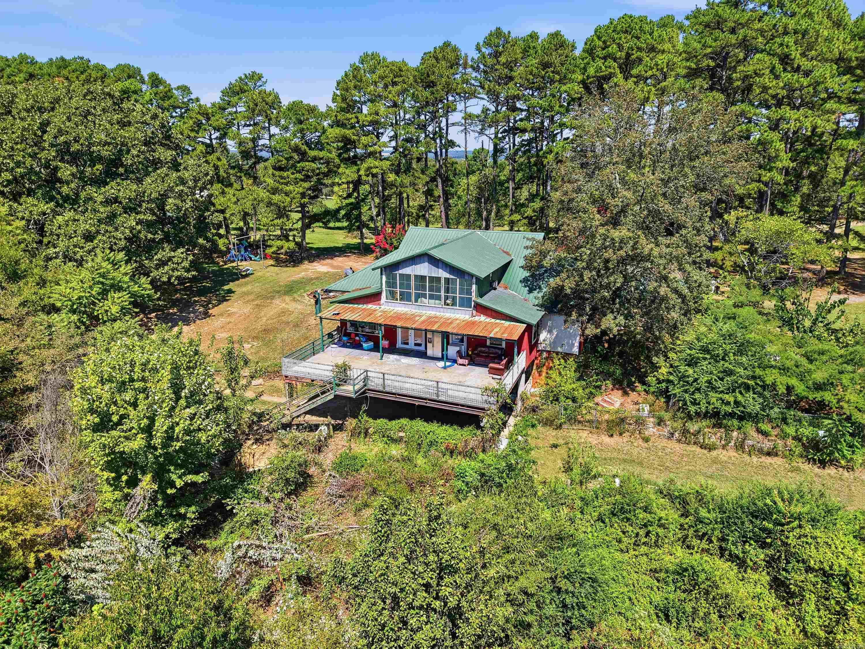 81 Laramie  Greenbrier, AR